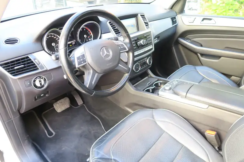 Annonce voiture d'occasion Mercedes-Benz ML 350 - CARADIZE