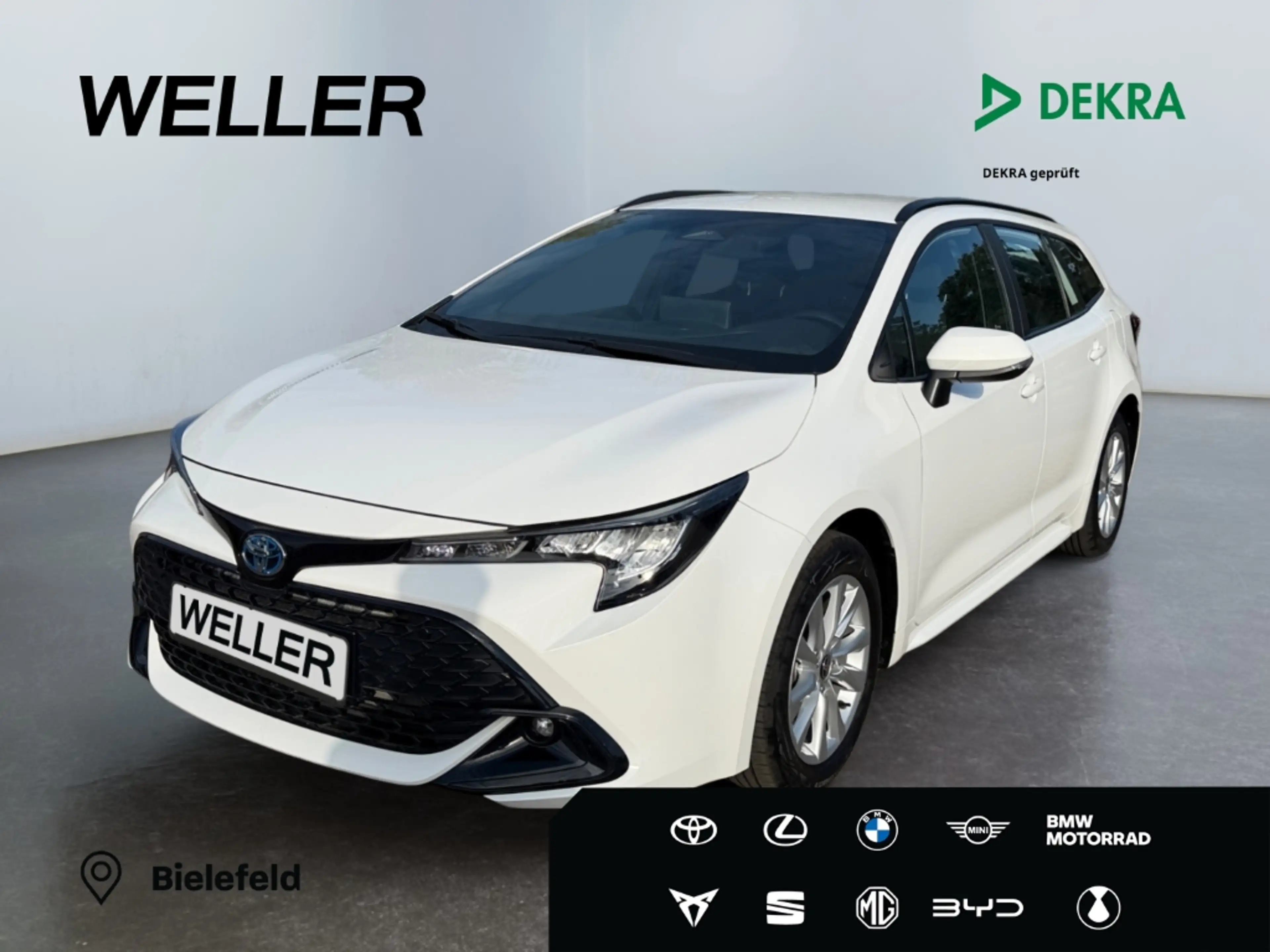 Toyota Corolla 1.8 TS Hybrid Business Edition *SHZ*CAM*