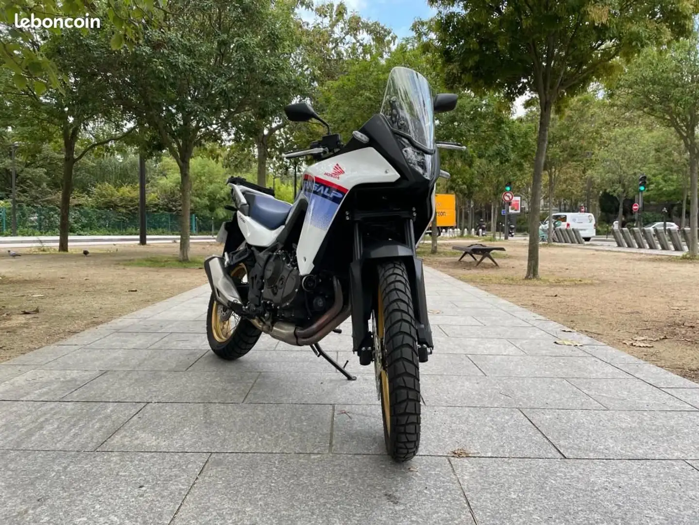 Honda XL 750 Transalp Alb - 1