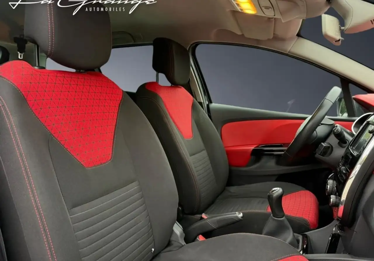 Renault Clio Citadine 5 portes — photo 9