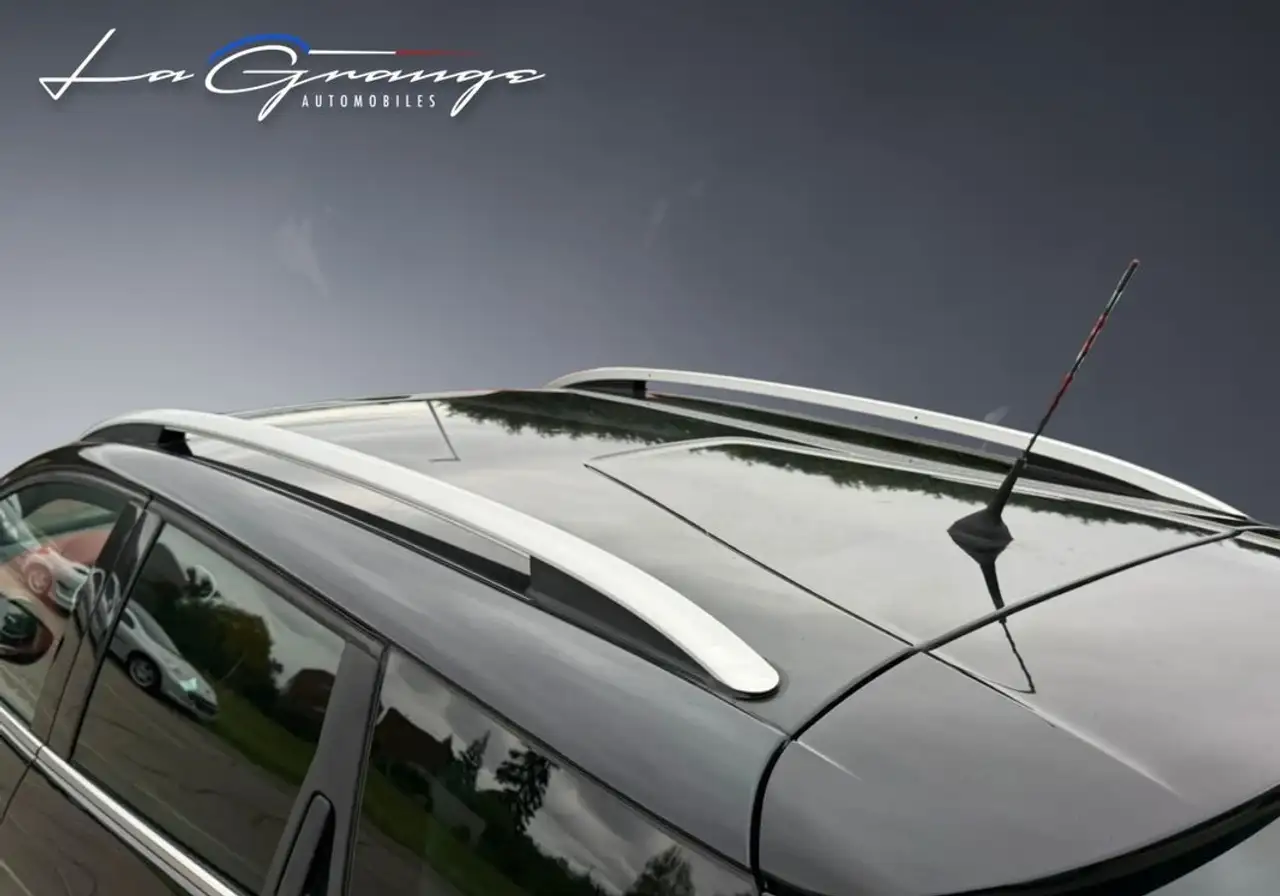 Renault Clio Citadine 5 portes — photo 35
