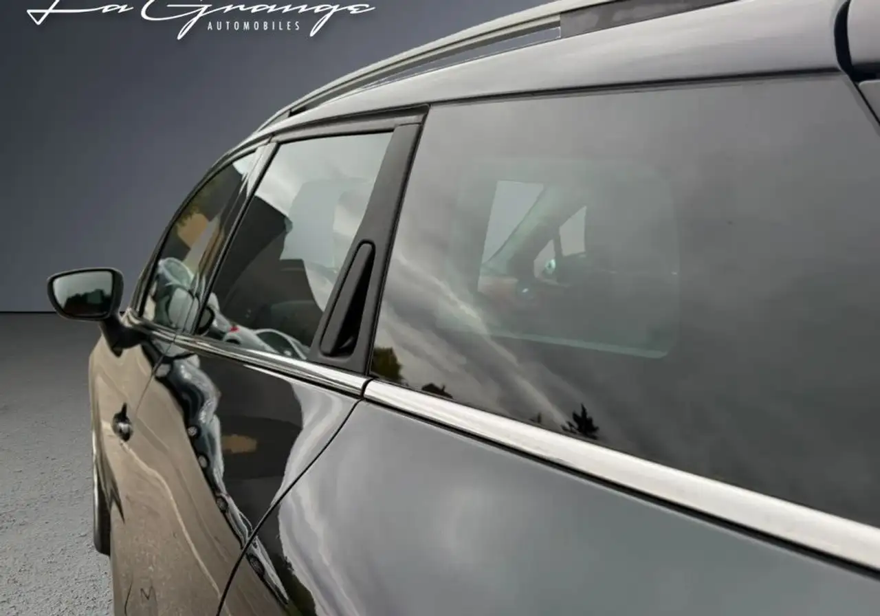 Renault Clio Citadine 5 portes — photo 34