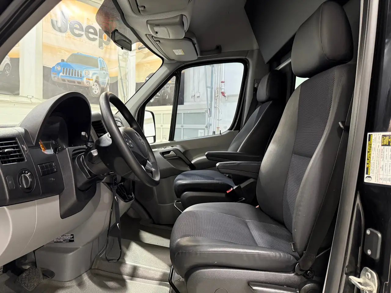 Mercedes-Benz Sprinter снимка Mercedes-Benz Sprinter