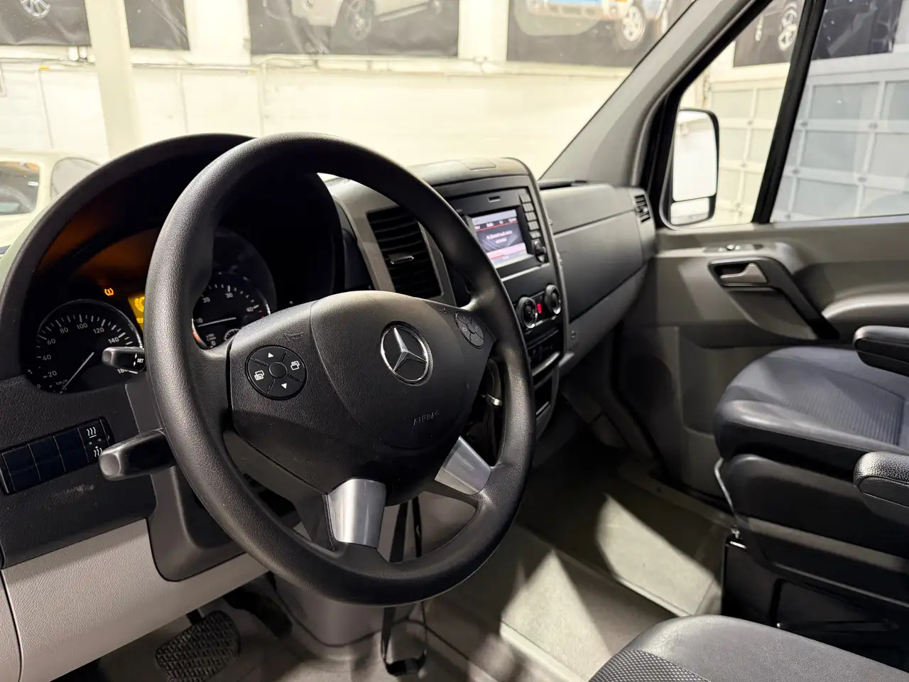 Mercedes-Benz Sprinter снимка Mercedes-Benz Sprinter