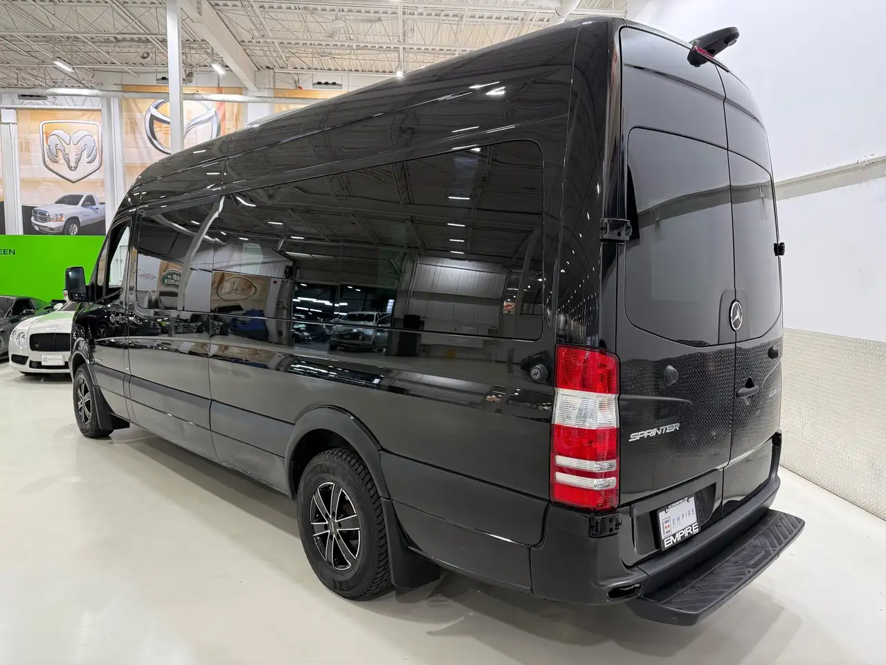 Mercedes-Benz Sprinter снимка Mercedes-Benz Sprinter