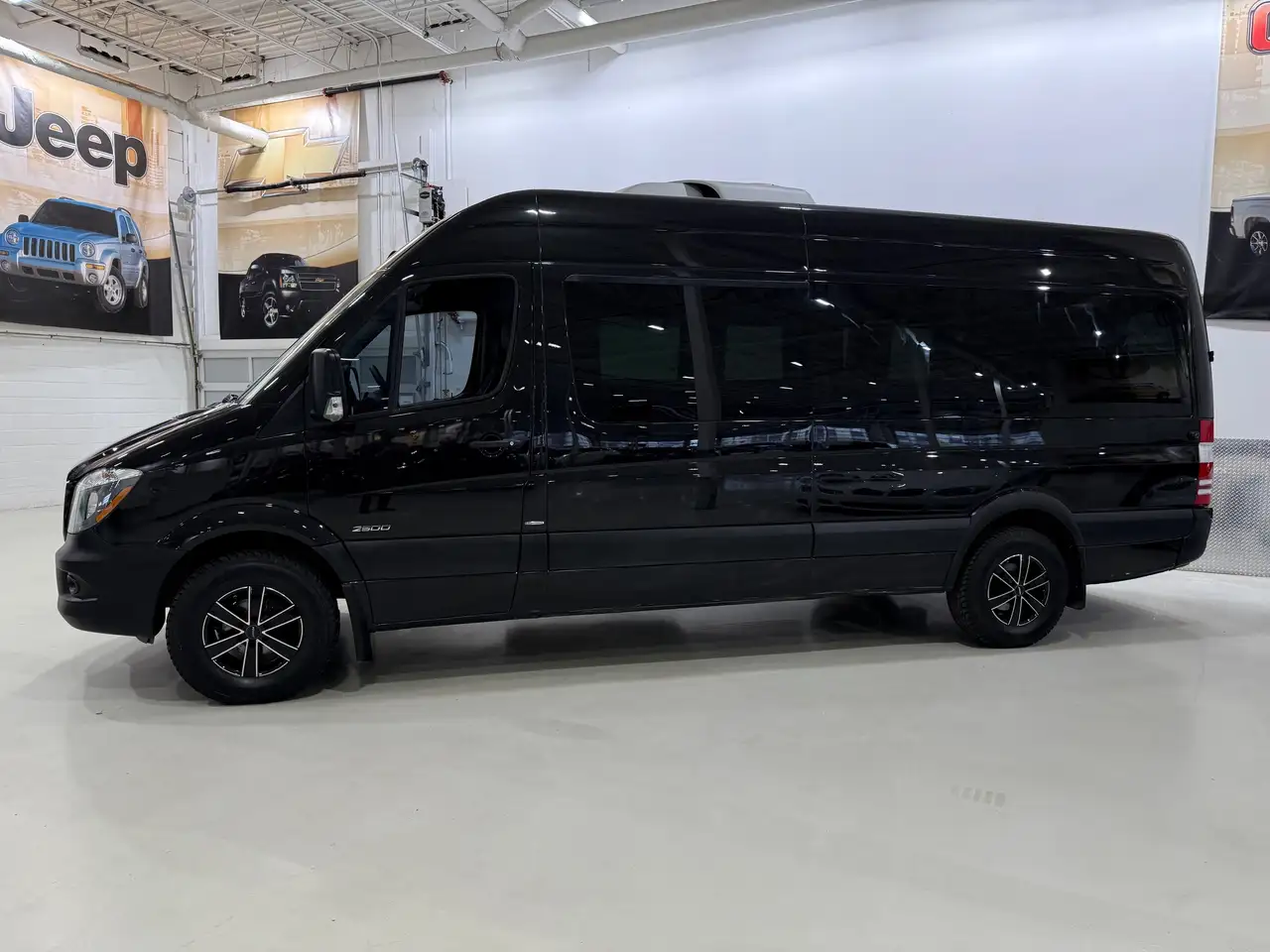 Mercedes-Benz Sprinter снимка Mercedes-Benz Sprinter