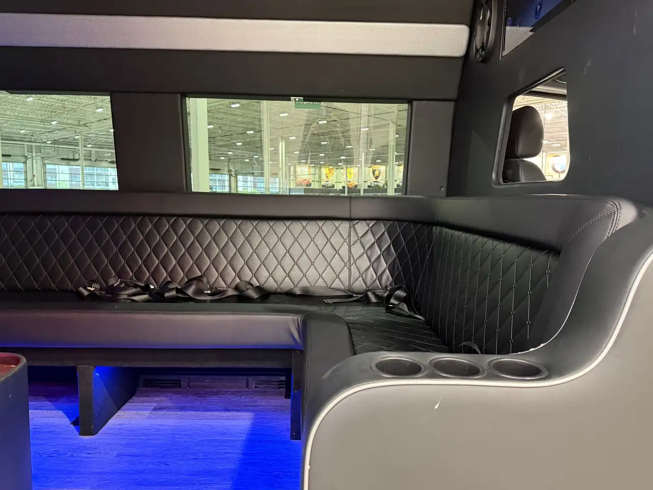Mercedes-Benz Sprinter снимка Mercedes-Benz Sprinter