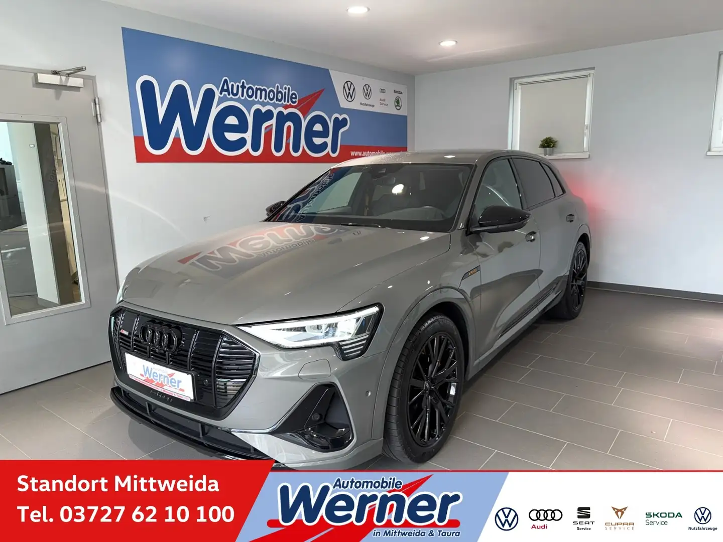 Audi e-tron S line black edition 55 quattro B&O AHK Grau - 1