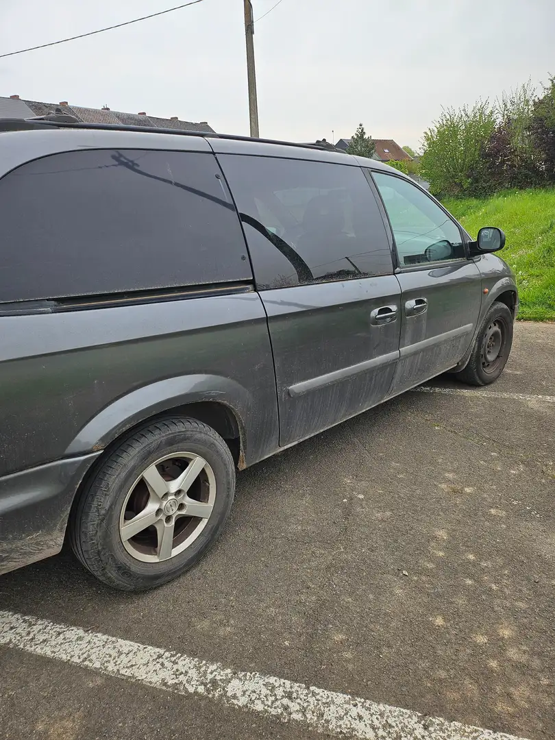 Chrysler Grand Voyager 2.5 Turbo CRD 16v Limited Šedá - 2