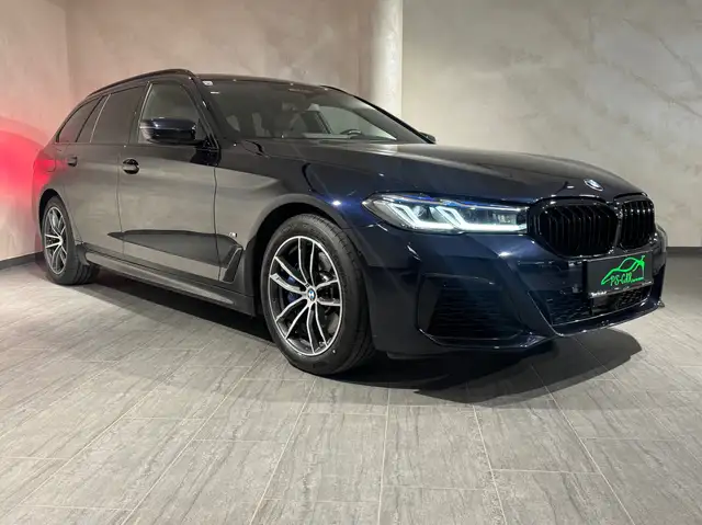 BMW 5 Series view 6