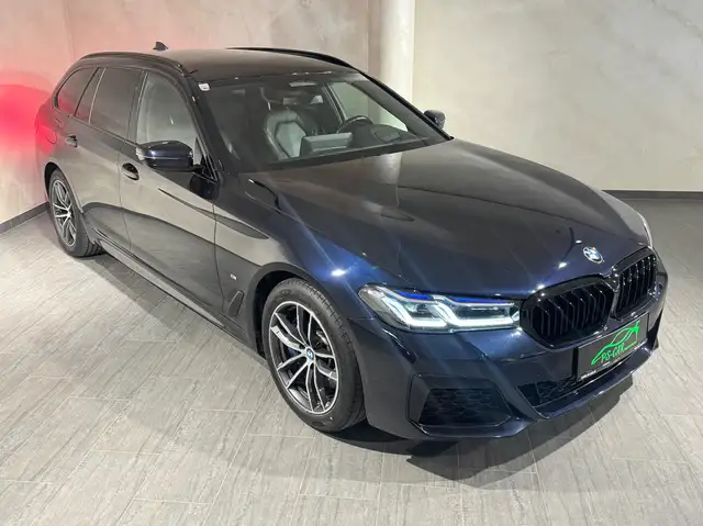 BMW 5 Series view 7