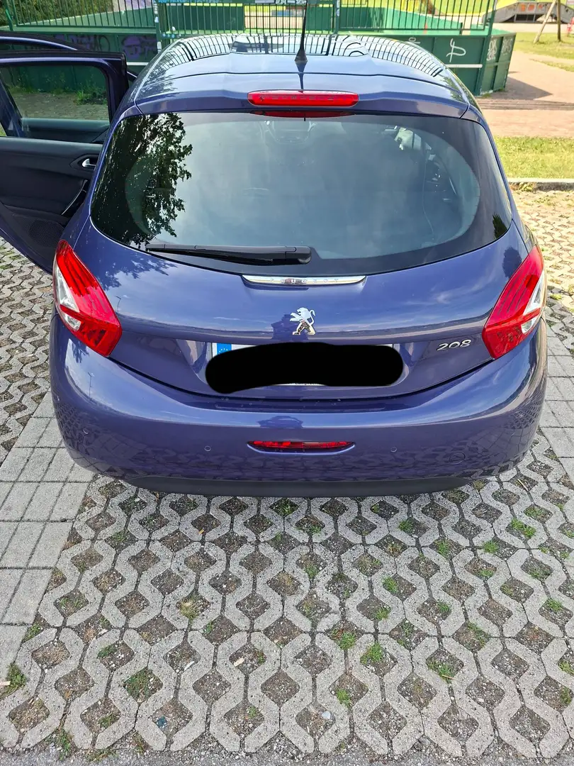 Peugeot 208 208 Active 1,2 VTi 82 Active Blau - 1