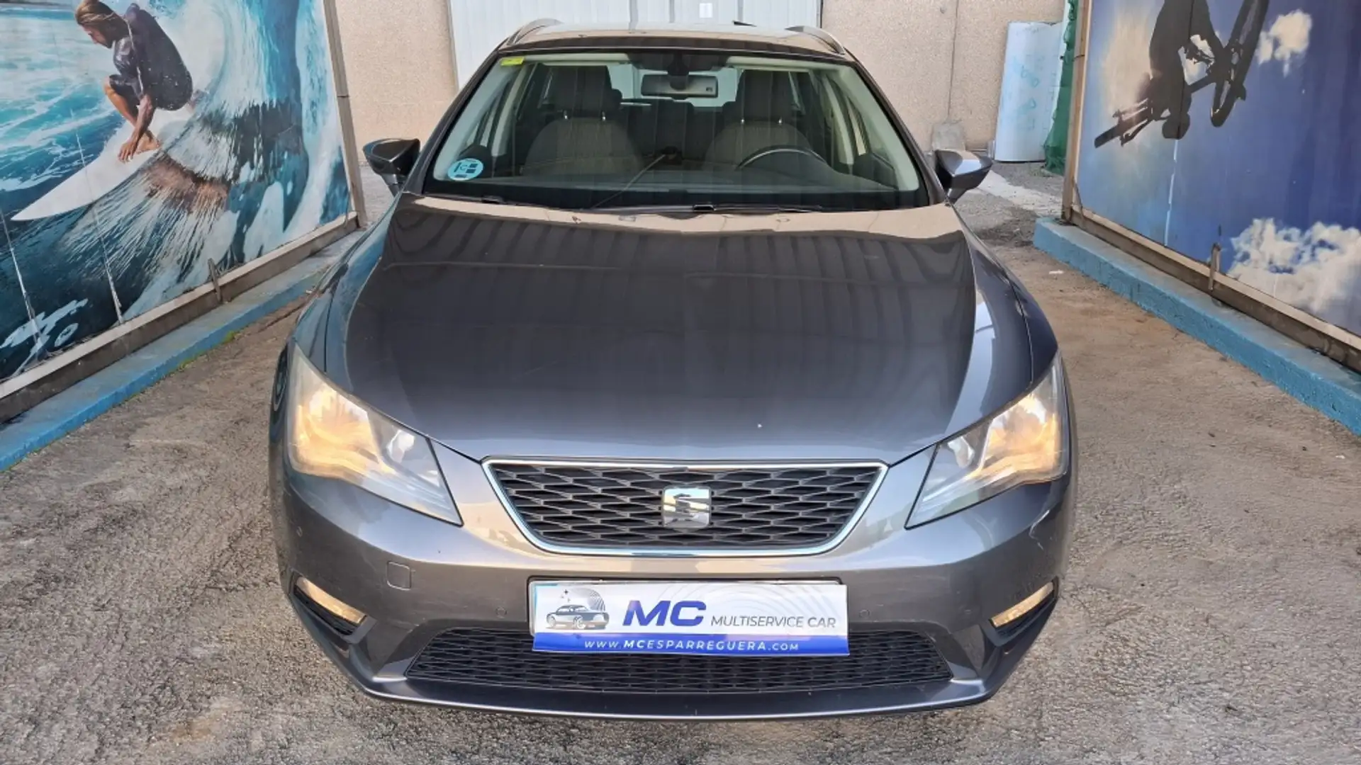 SEAT Leon ST 1.4 TSI ACT S&S Style 150 Grijs - 2