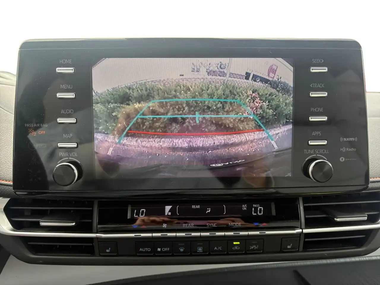 Toyota Sienna снимка Toyota Sienna