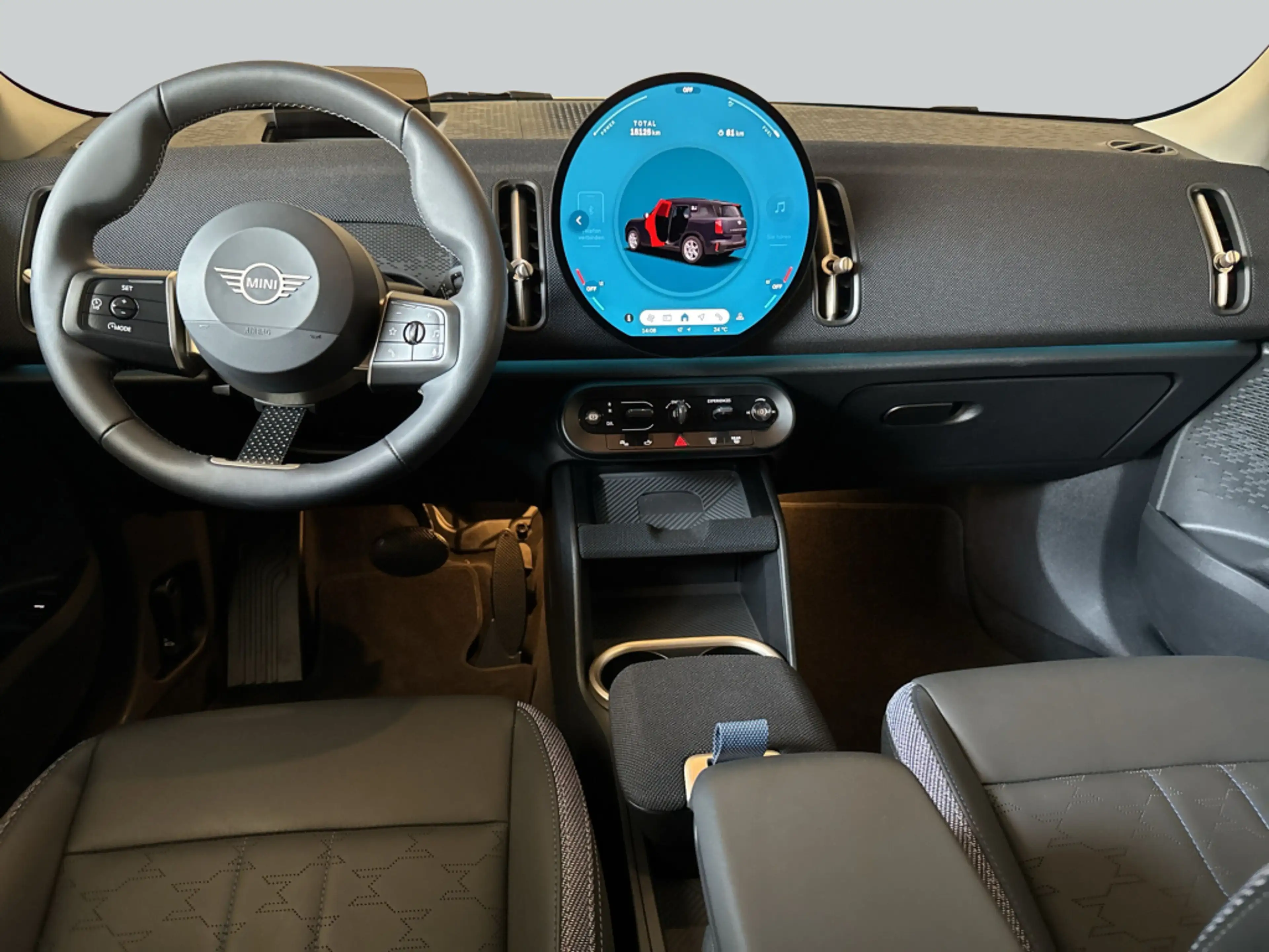 MINI Countryman D Countryman D Classic Trim Pano LED HeadUp H&K Navi — photo 13