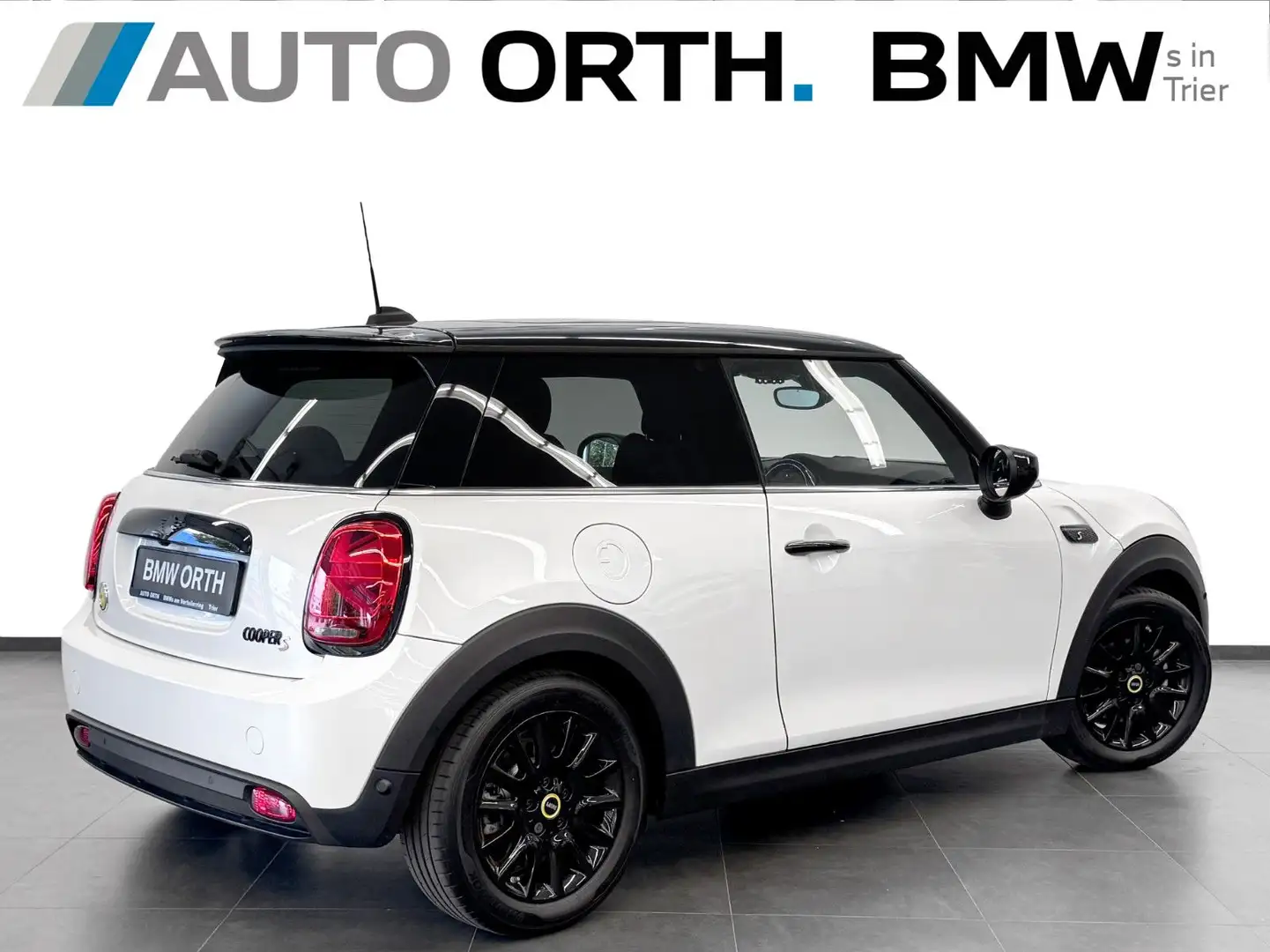 MINI Cooper SE LEDER PANO HUD DRIV.ASS KAMERA SHZ h/k Білий - 2