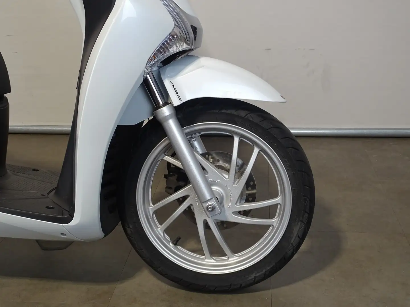 Honda SH 150 Weiß - 2