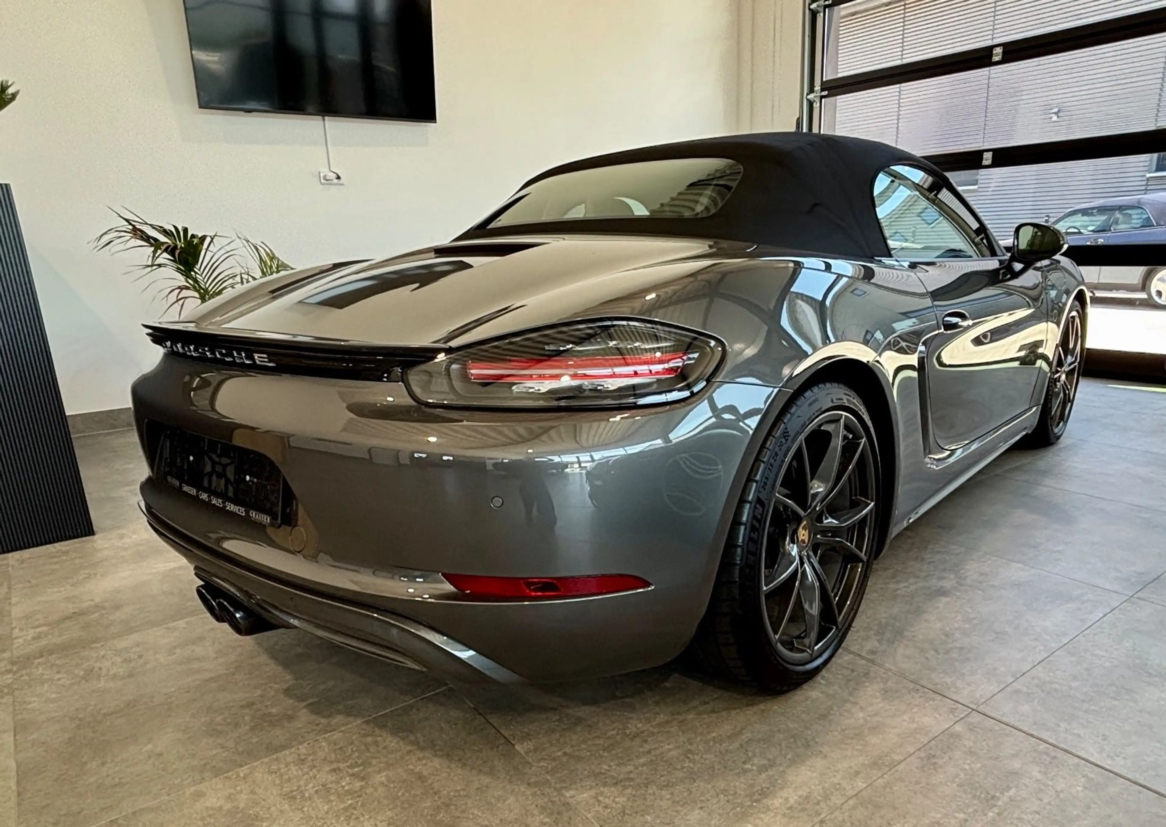 Porsche Boxster 718 DE-TOP-SCHECKHEFT — photo 6