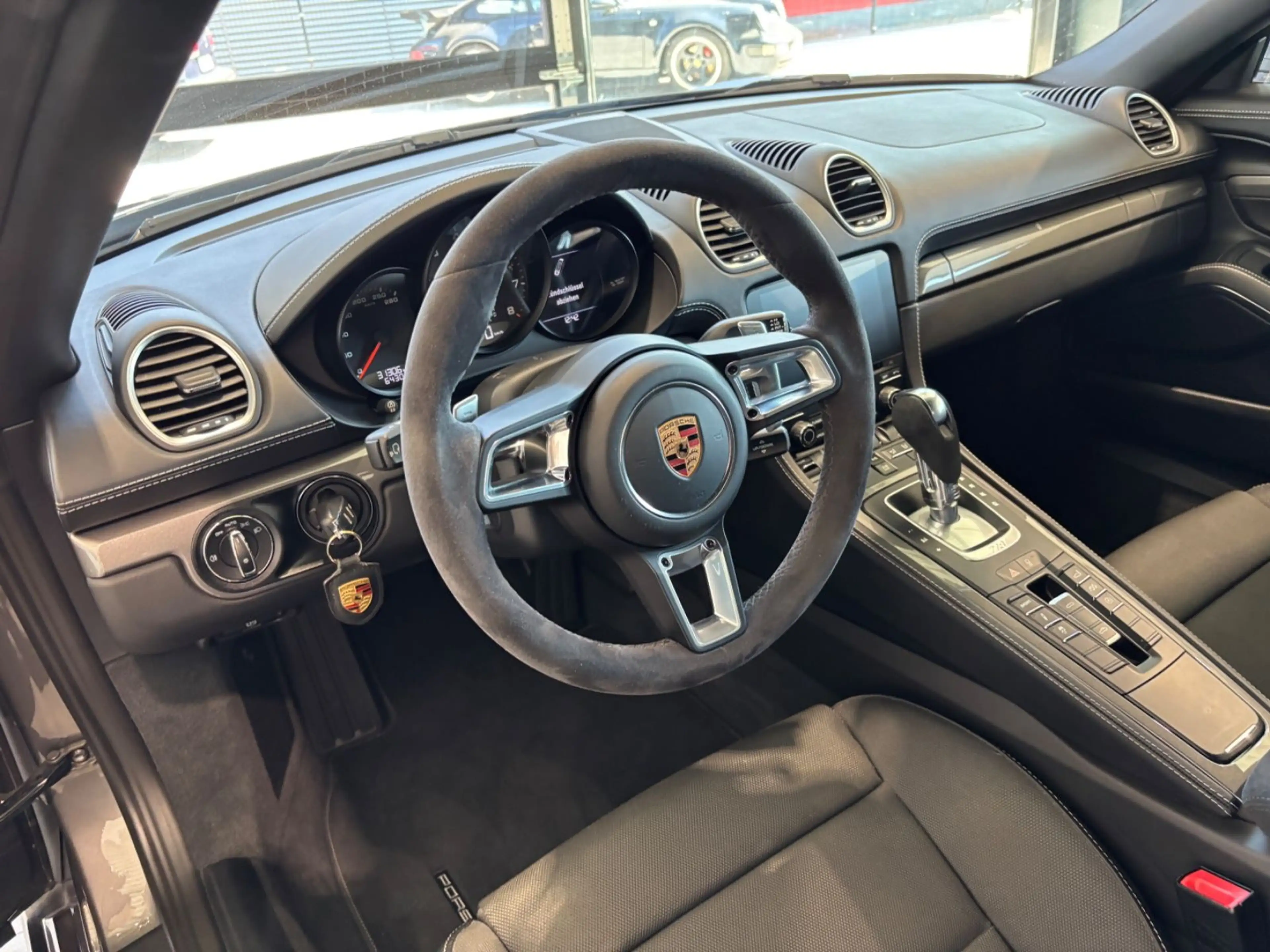 Porsche Boxster 718 DE-TOP-SCHECKHEFT — photo 15