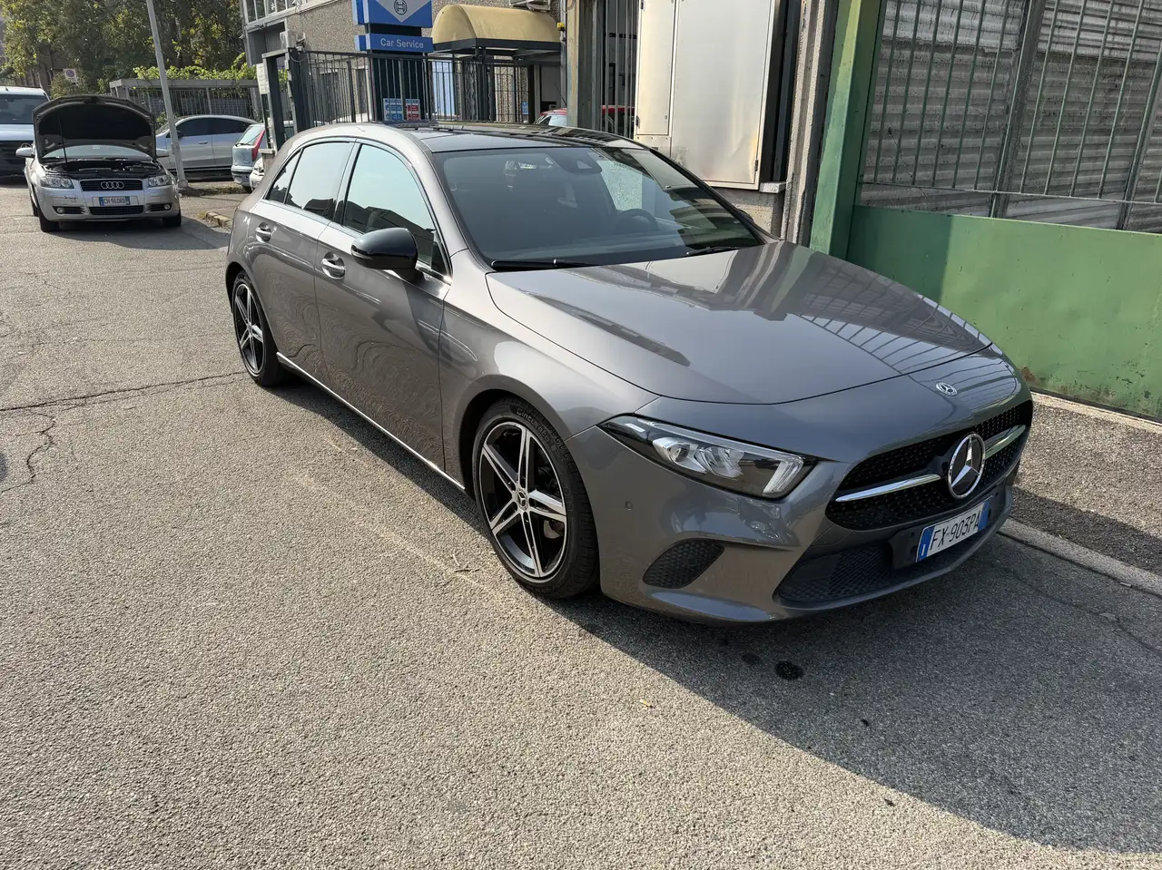 Mercedes-Benz A 180