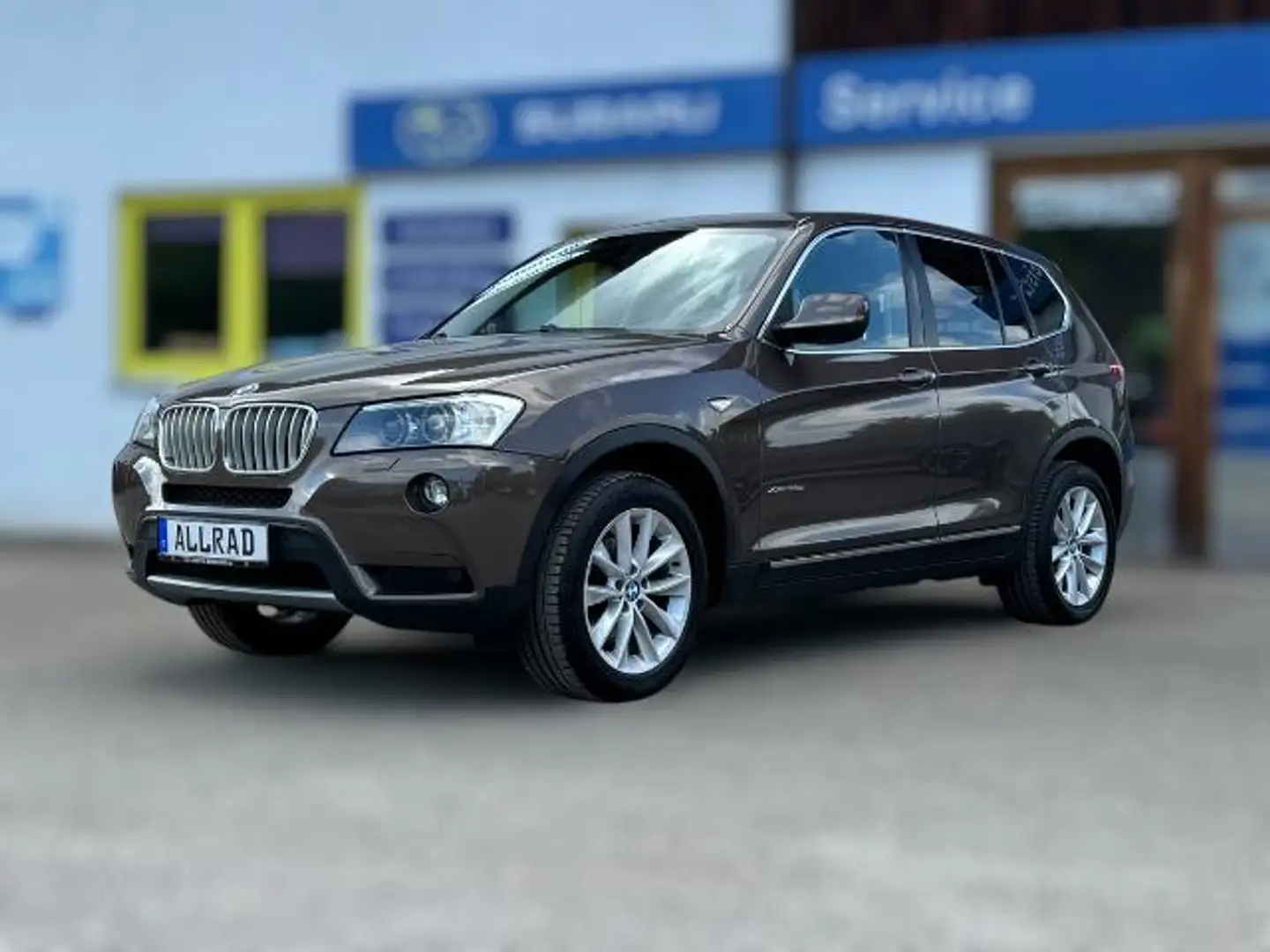 BMW X3 xDrive 35d *ALLRAD*PANORAMADACH*EINPARKHILFE* Bruin - 2