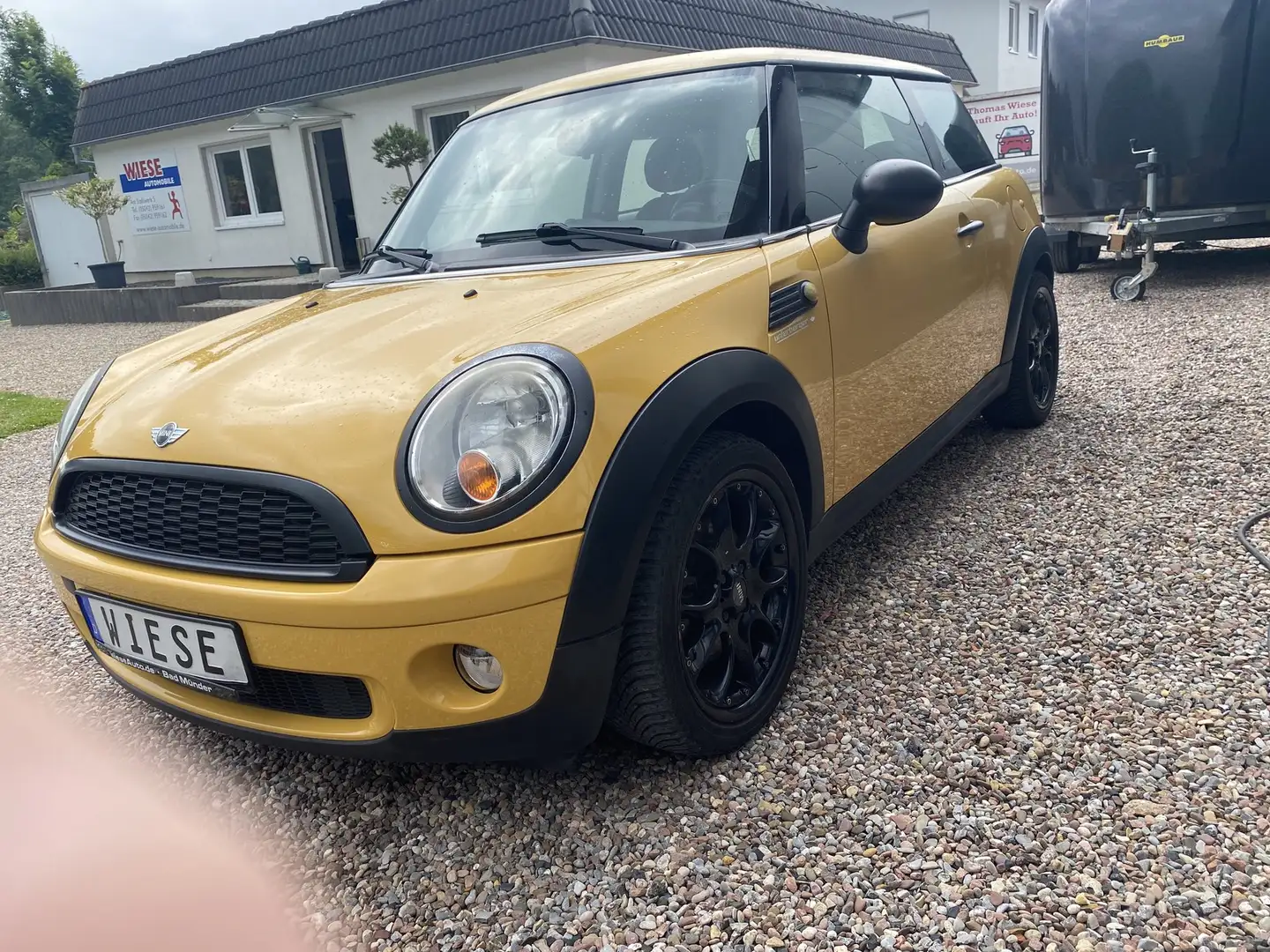 MINI Cooper Panoramadach+ Klima Gelb - 2