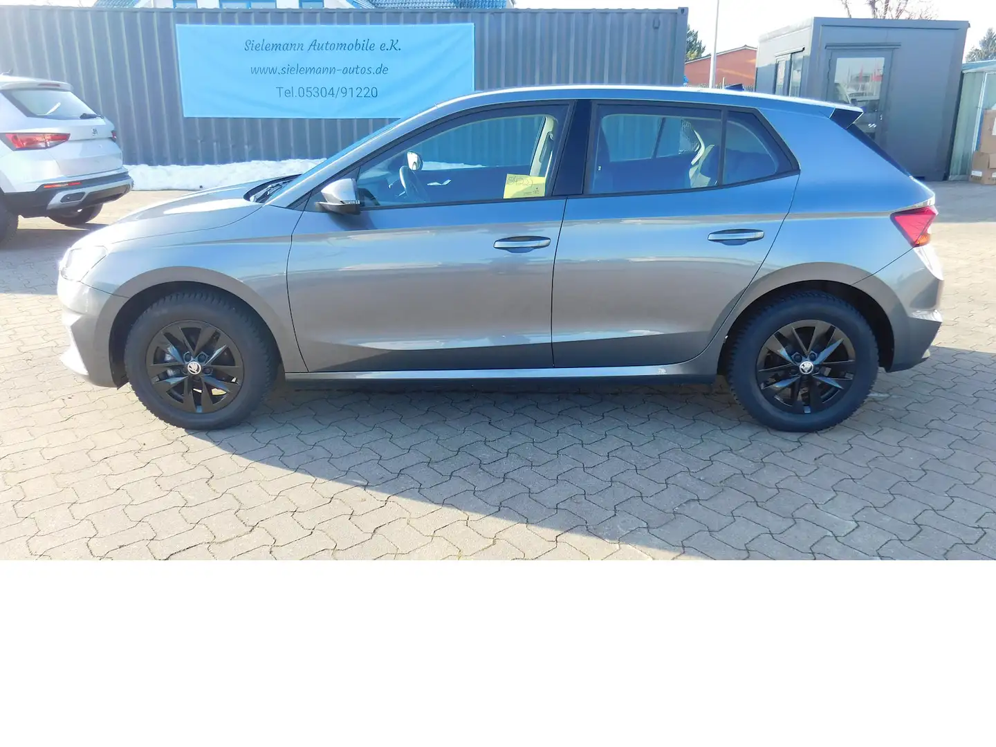 Skoda Fabia 1.0 Ambition MPI BMT Navi Klima Gris - 1