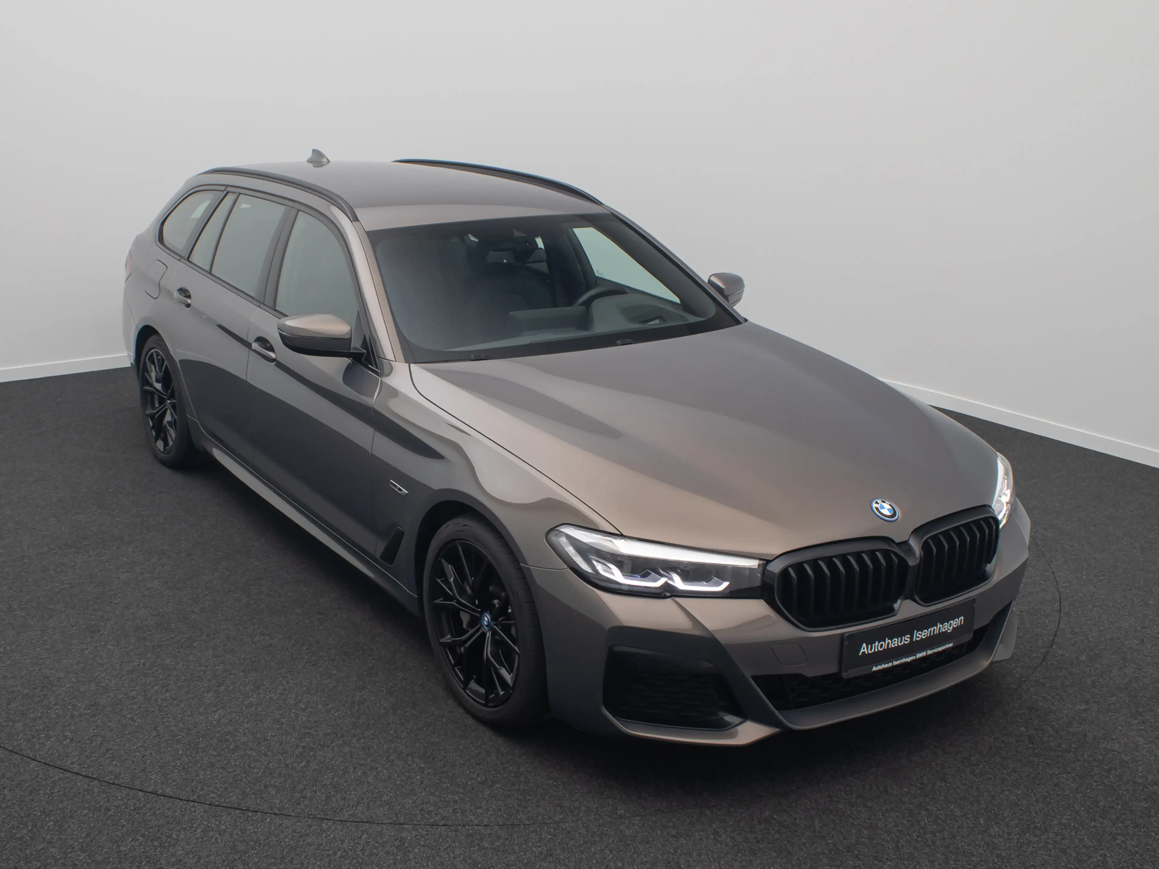 BMW 530 M Sport H K DAB HUD Individual 19Zoll — photo 3