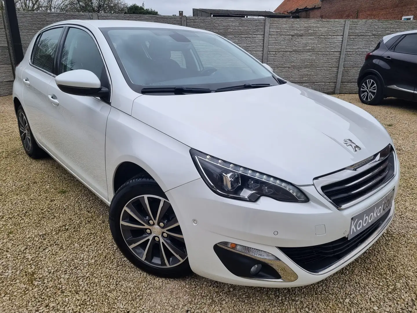 Peugeot 308 1.2 // Allure //CARNET//GPS//CAMERA//GARANTIE 12M Blanc - 1