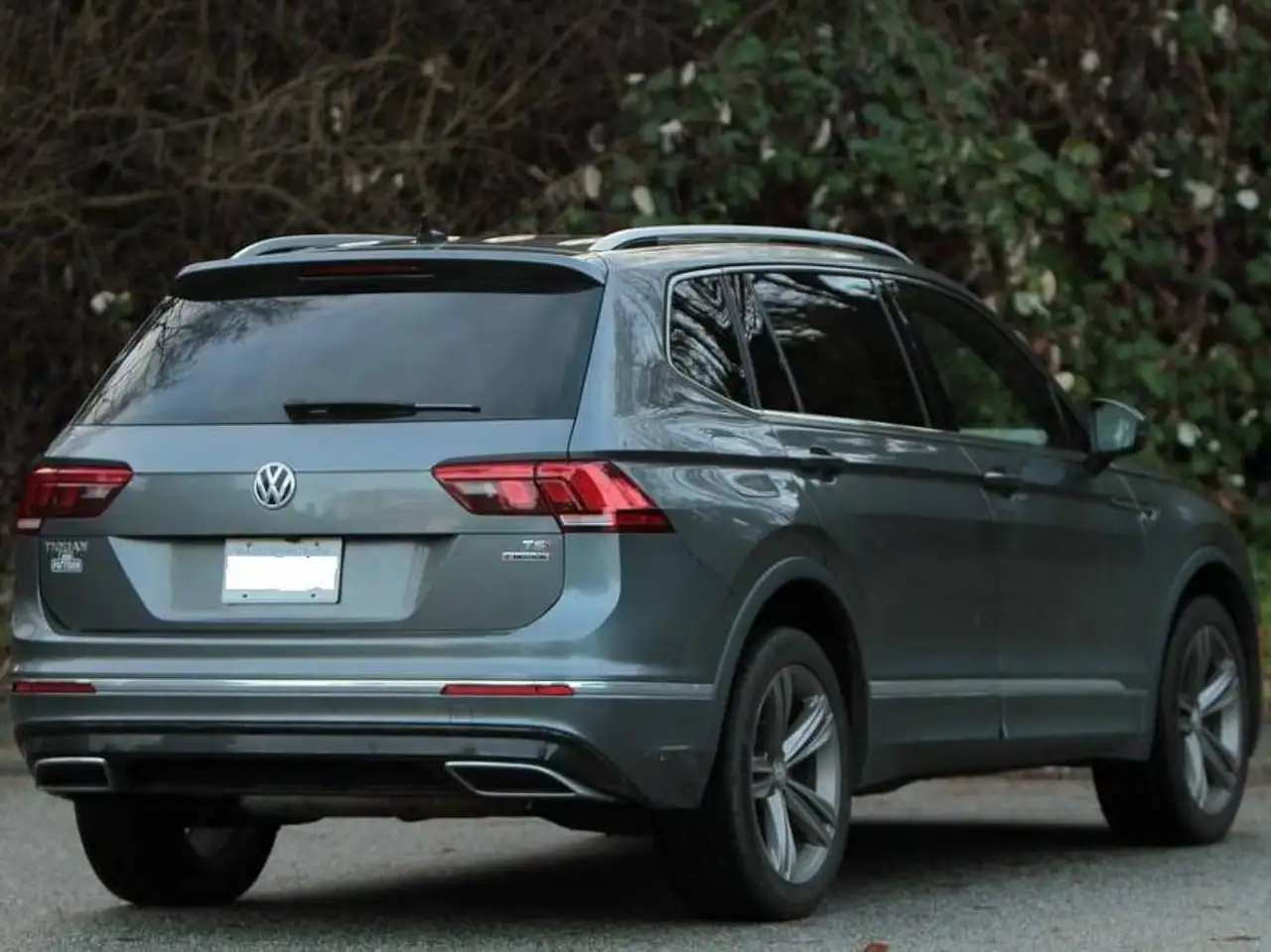 Volkswagen Tiguan снимка Volkswagen Tiguan