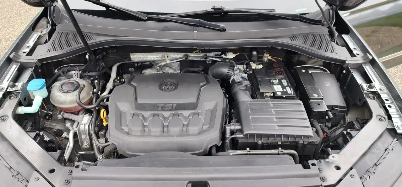 Volkswagen Tiguan снимка Volkswagen Tiguan
