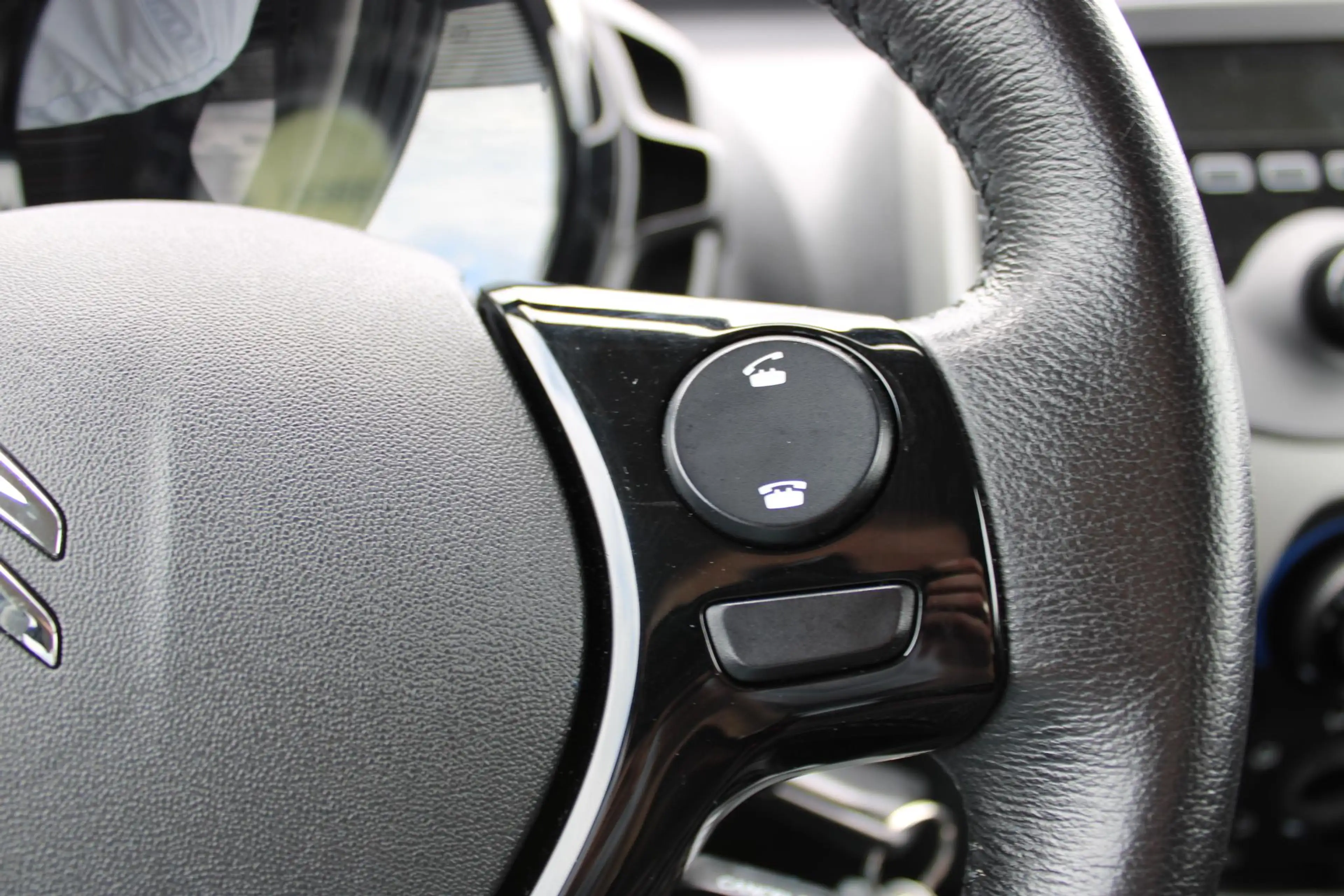Citroen C1 1.0 e-VTi Style Edition — photo 12