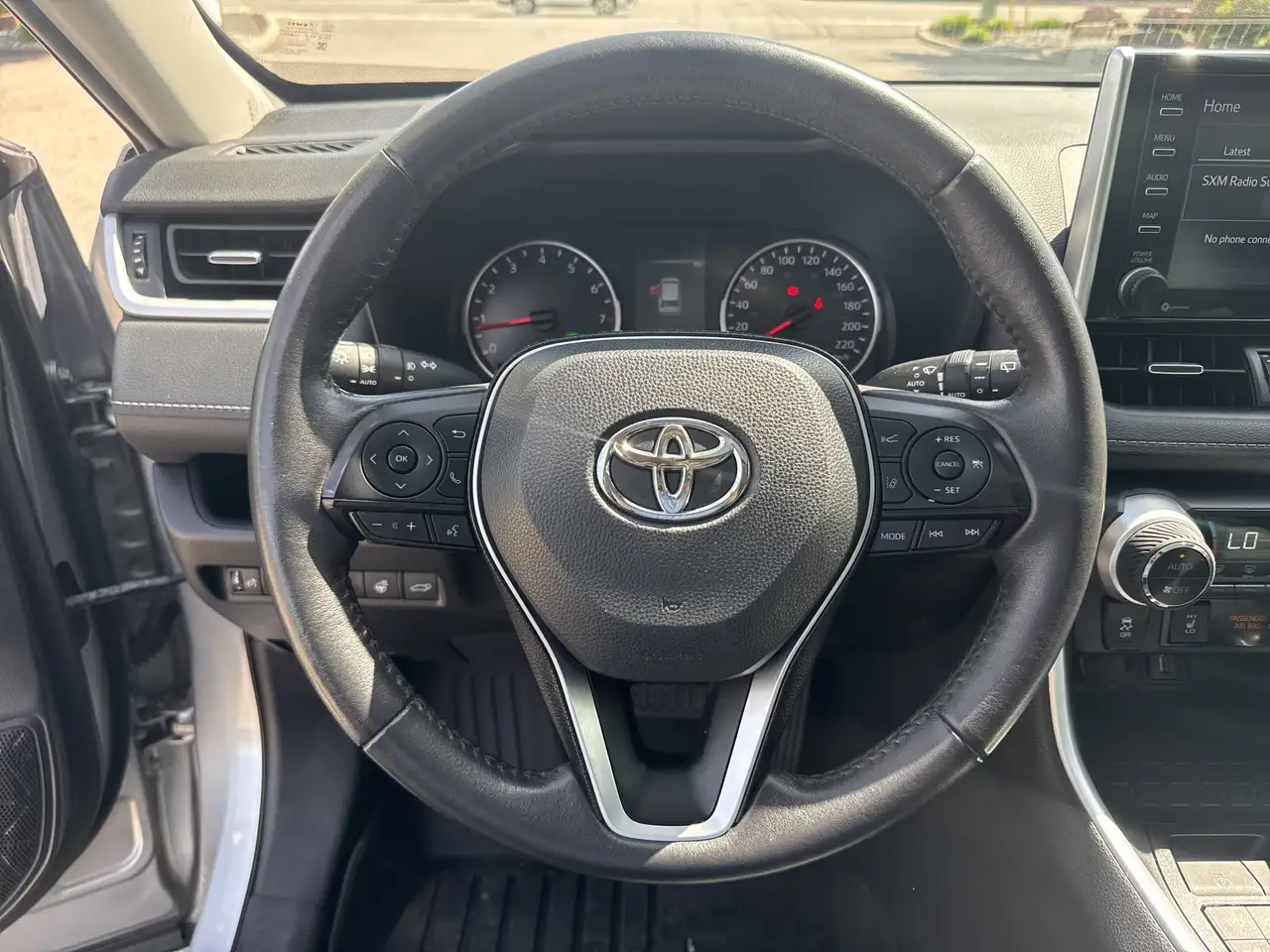 Toyota RAV 4 снимка Toyota RAV 4