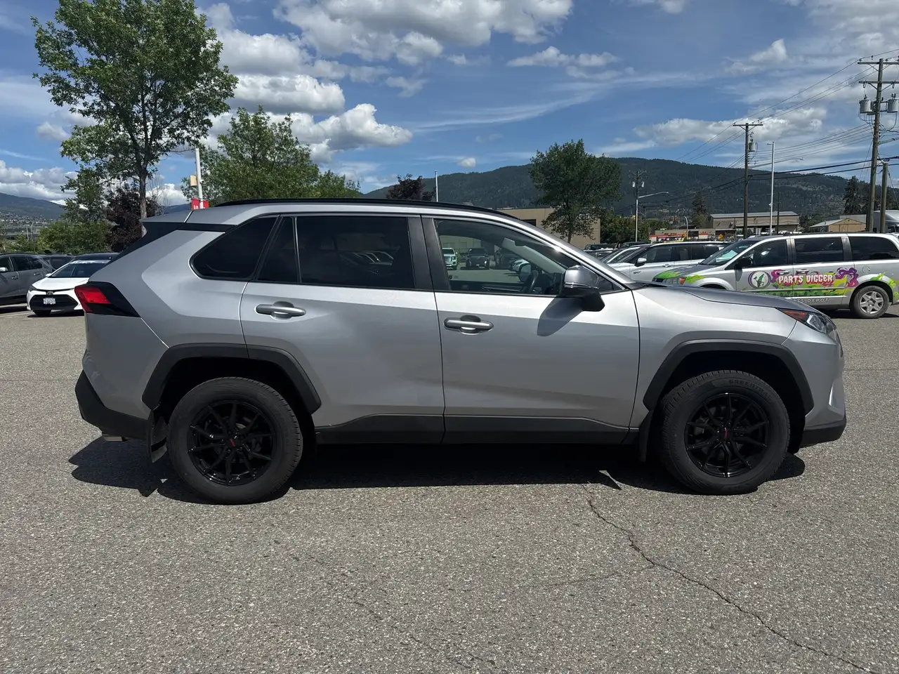 Toyota RAV 4 снимка Toyota RAV 4