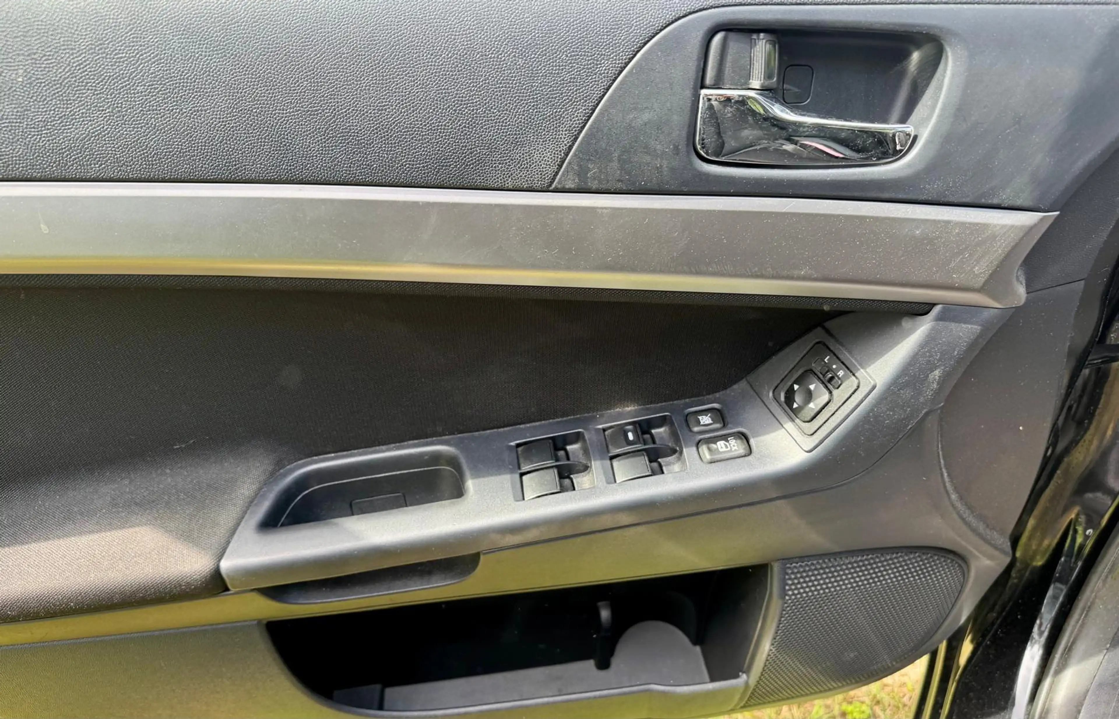 Mitsubishi Lancer Lancer Fließheck 1.8 Klima 55.500 KM Alu Servo — photo 9