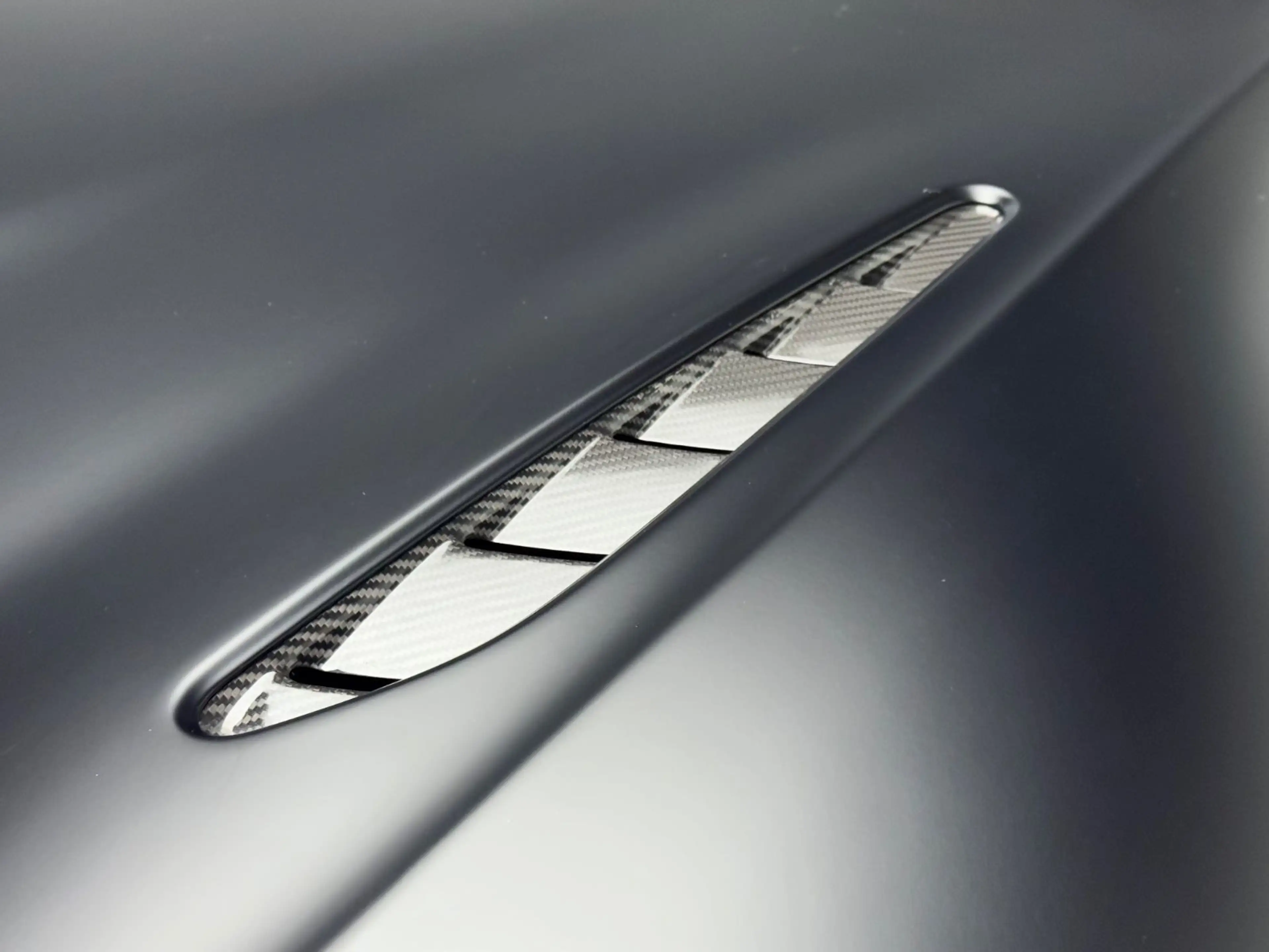 Aston Martin V8 F1 Edition 360 CARBON AERO JET BLACK — photo 9