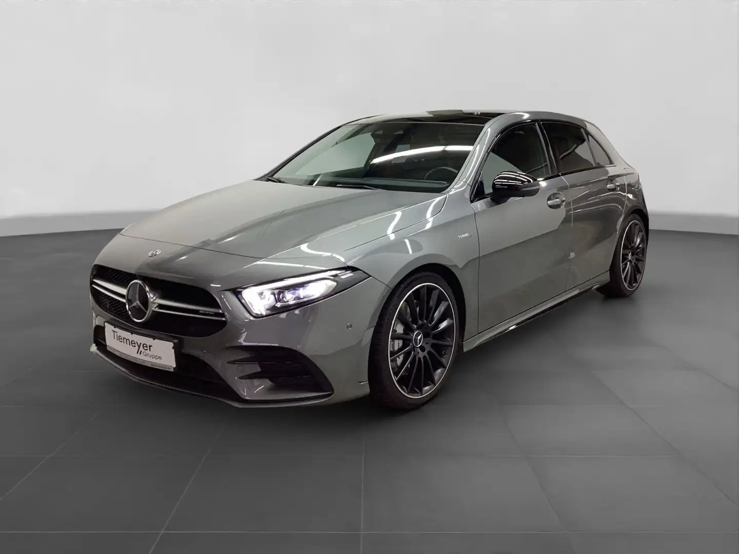 Mercedes-Benz A 35 AMG 4Matic PANO 360° MULTIBEAM Grau - 2