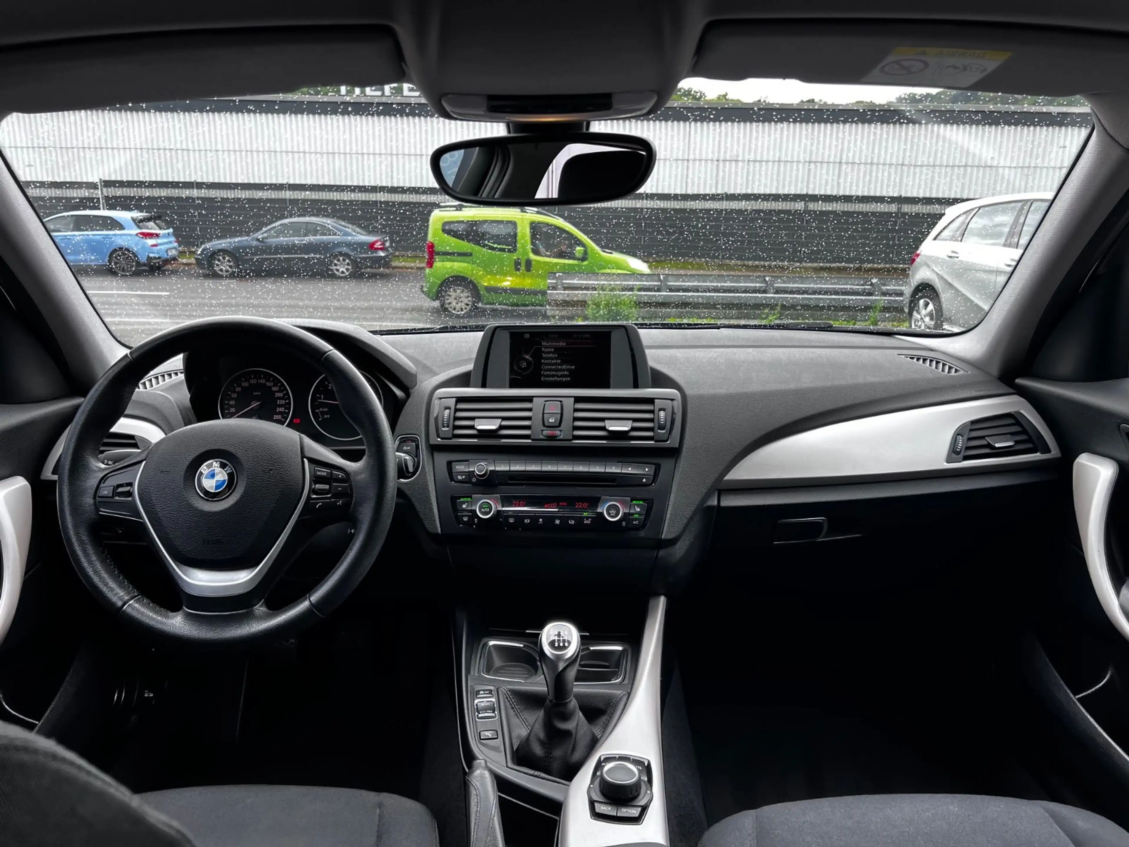 BMW 125 i Advantage 5-türig 17" — photo 14
