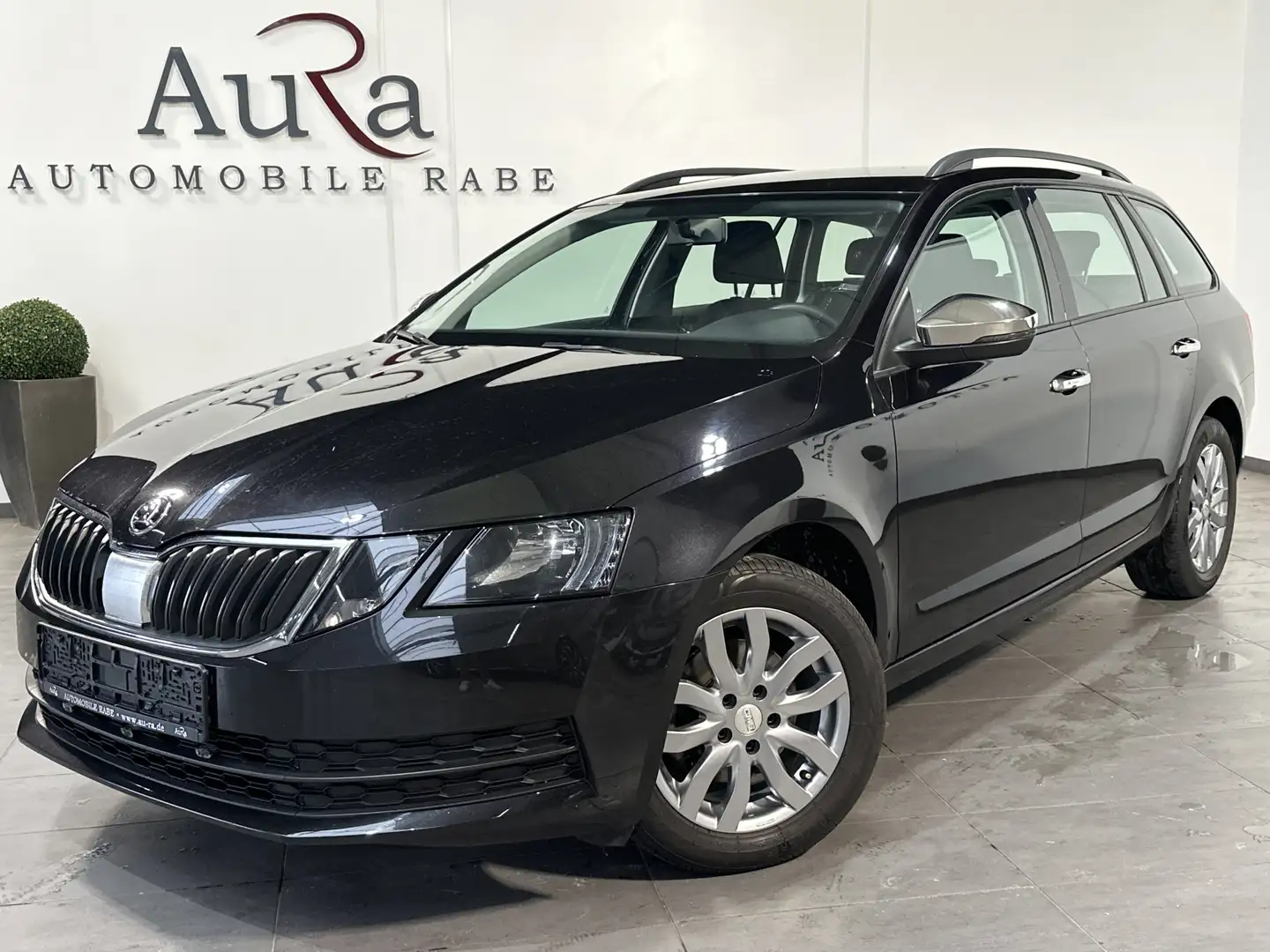 Skoda Octavia Combi 1.0 TSI Active SHZ+APS+EU6+2Hd Schwarz - 1