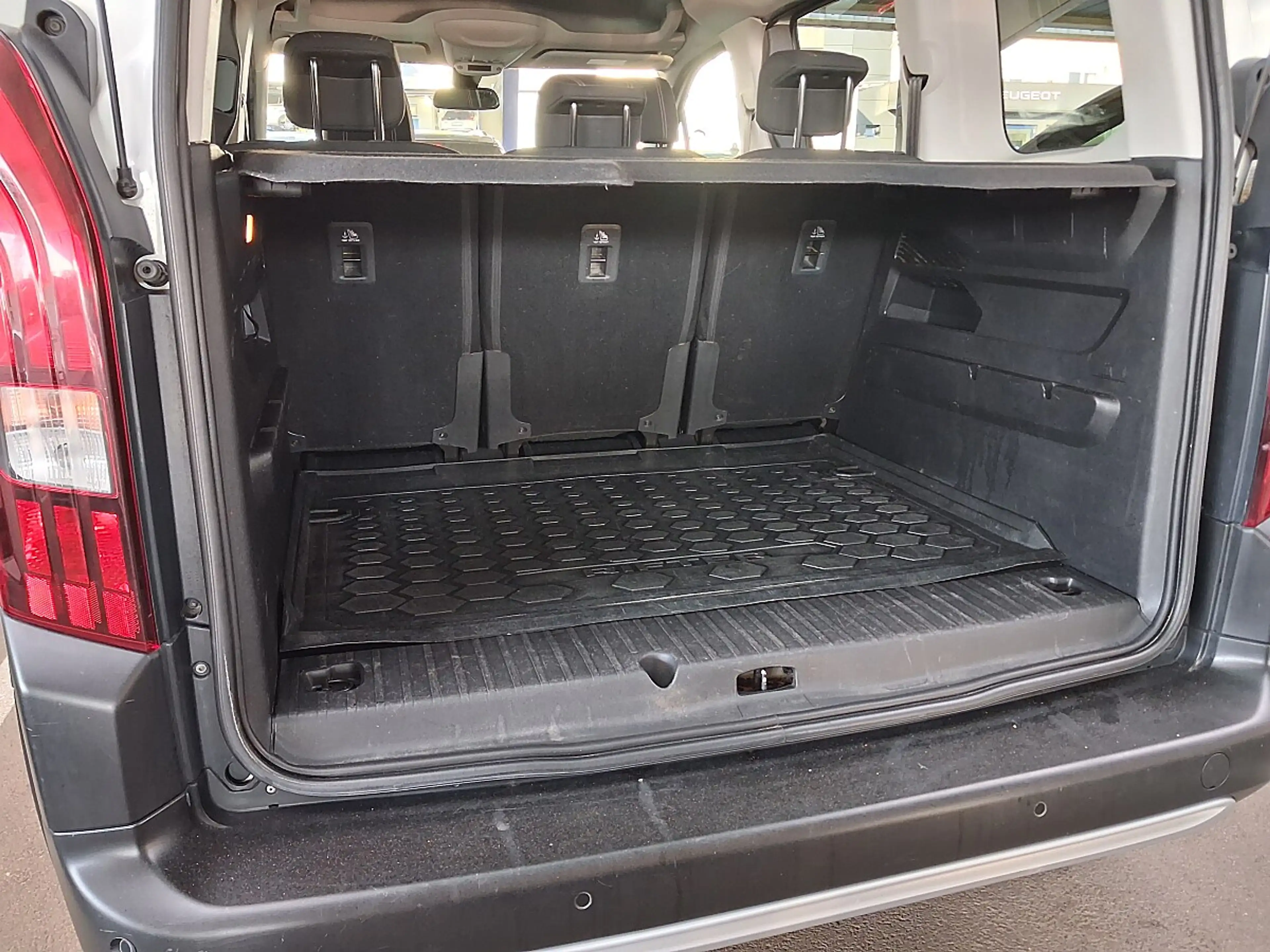 Peugeot Rifter 1.5 BlueHDi 130 FAP GT Line S&S (EURO 6d-TE — photo 7