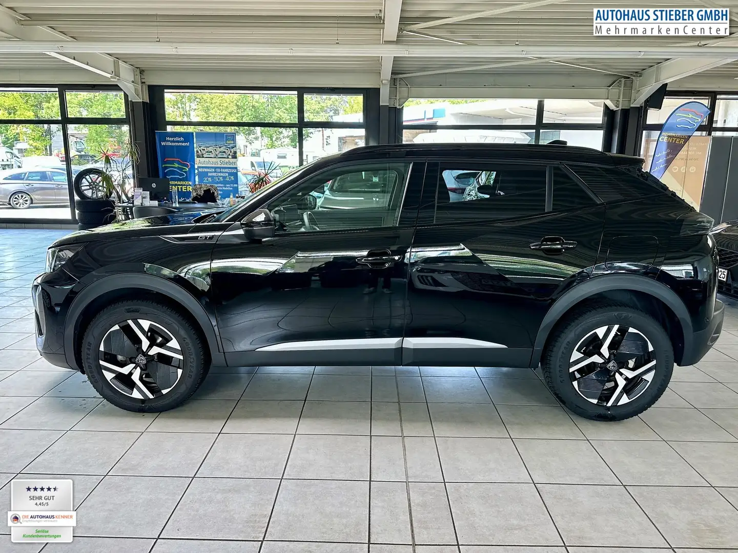 Peugeot 2008 NAVI+EPH+360°CAM+KLIMA GT-Line Schwarz - 2