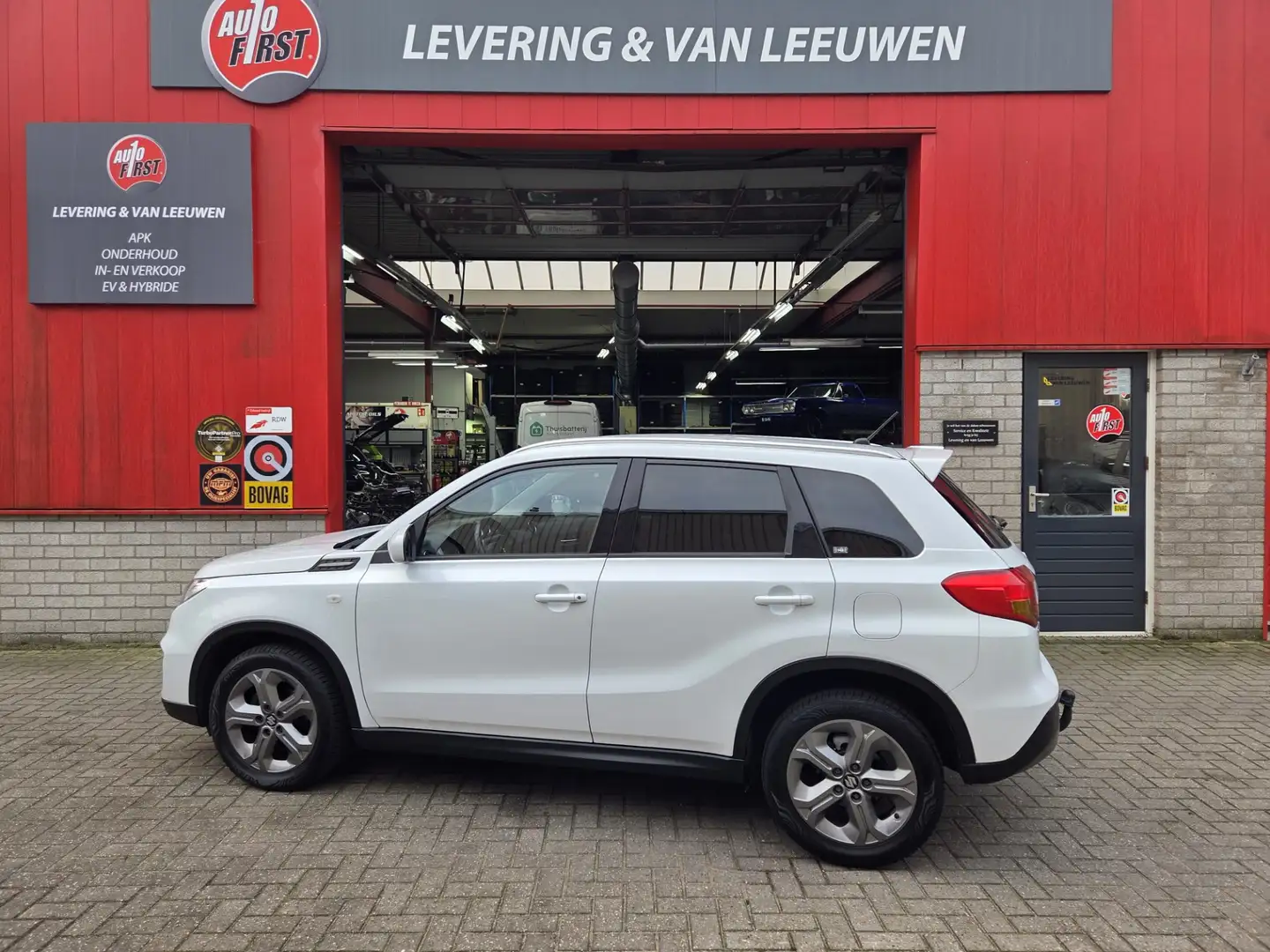 Suzuki Vitara 1.6 Exclusive Automaat/ Navigatie/ LM velgen/ Crui Blanc - 2