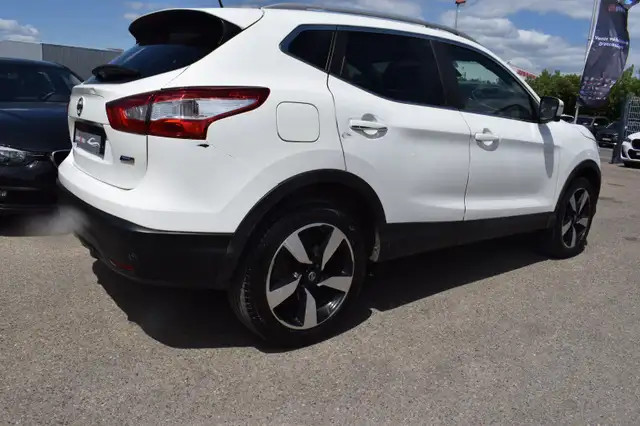 Nissan Qashqai view 5