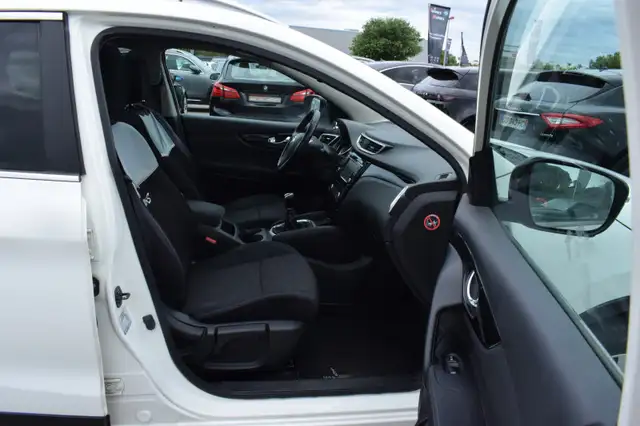 Nissan Qashqai view 9