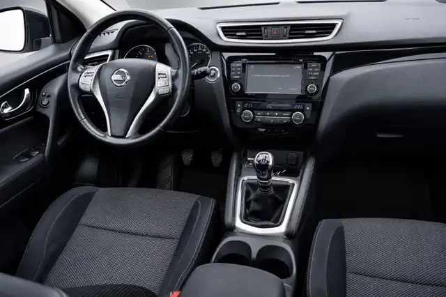 Nissan Qashqai view 2