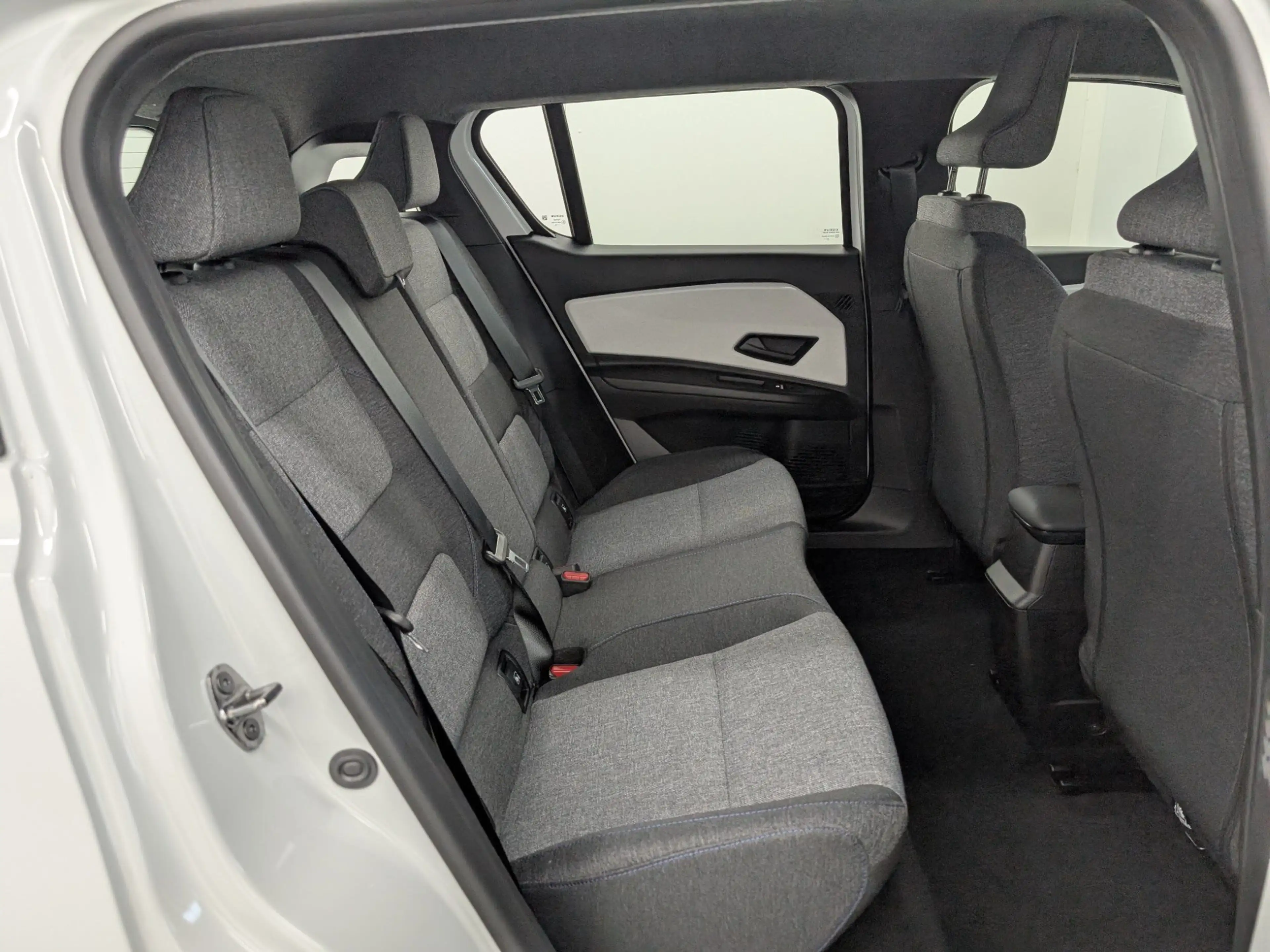 Renault R 4 E-Tech Evolution 150 Comfort Range — photo 11