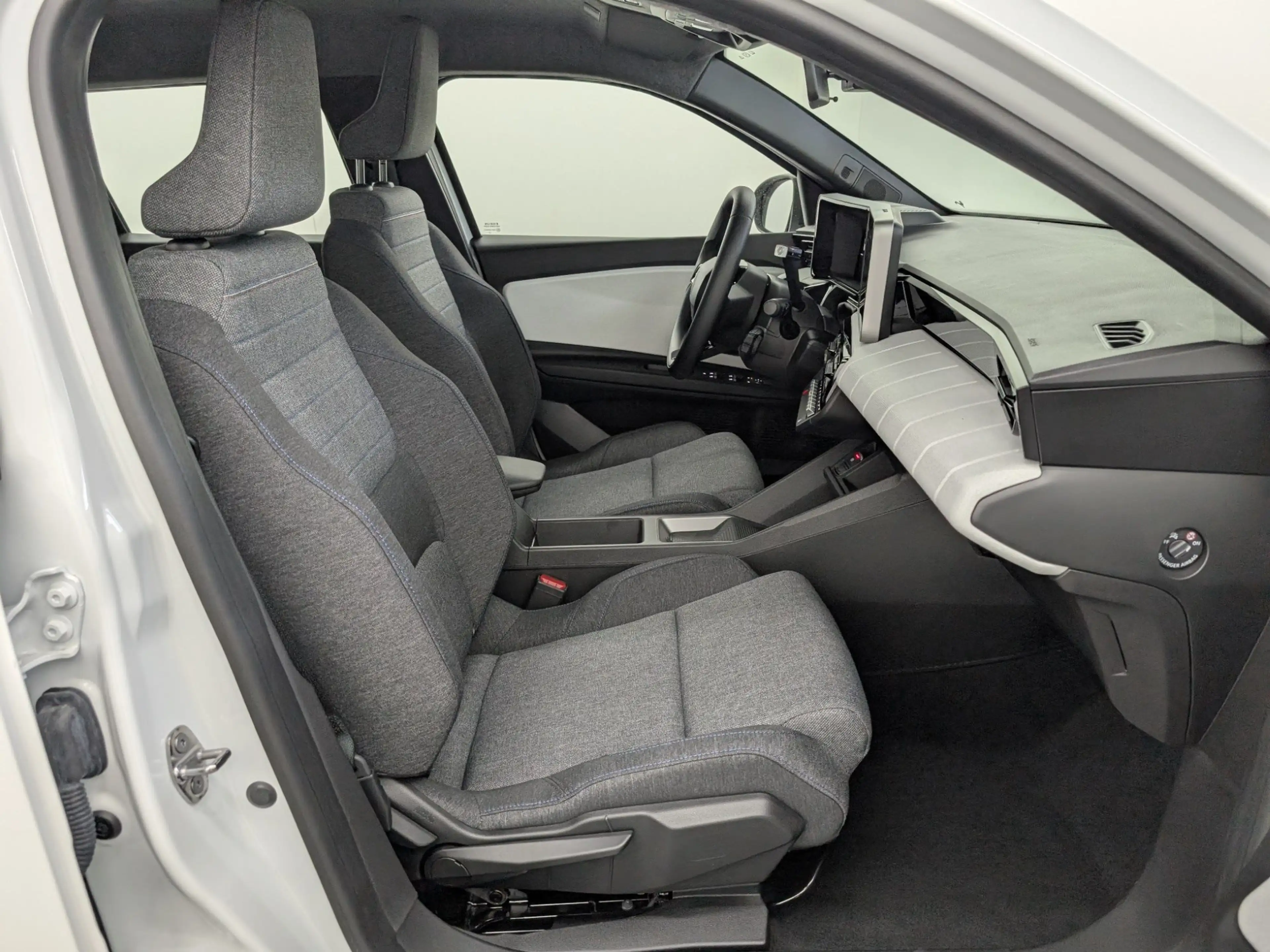 Renault R 4 E-Tech Evolution 150 Comfort Range — photo 12