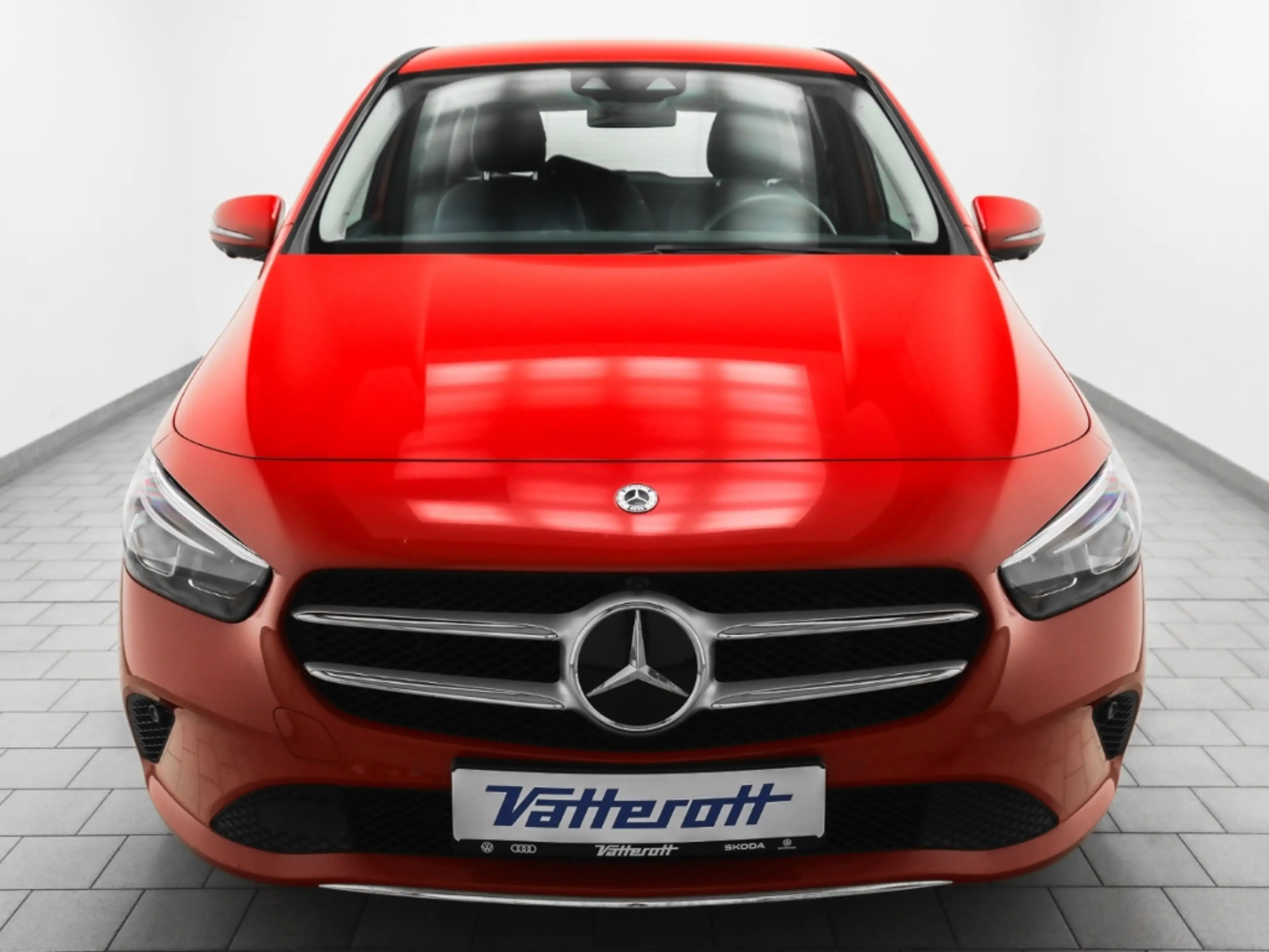 Mercedes-Benz B 220 Progressive 4Matic — photo 2