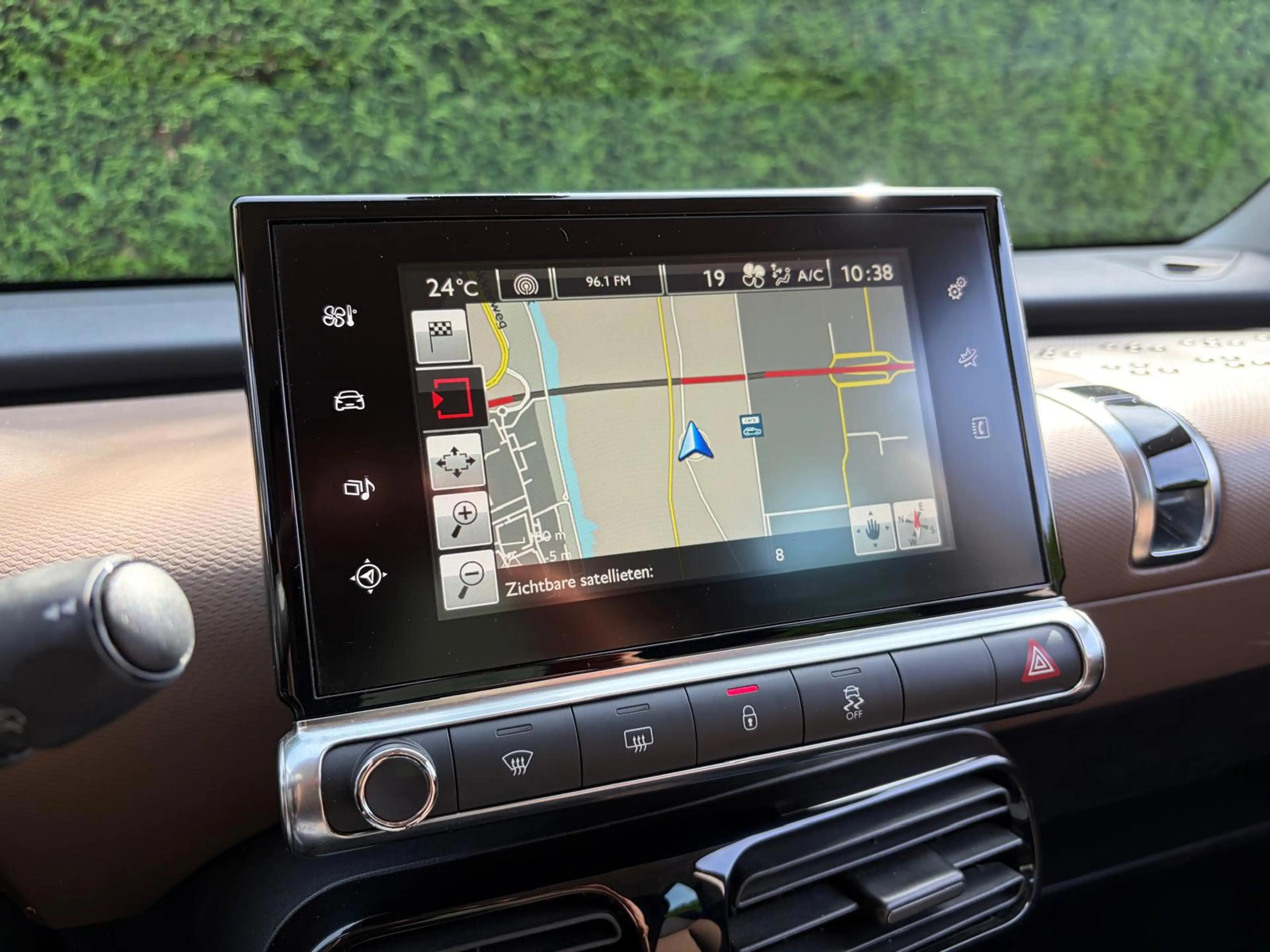 Citroen C4 Cactus 1.2 PureTech Business Navigatie CruiseControl PDC — photo 14