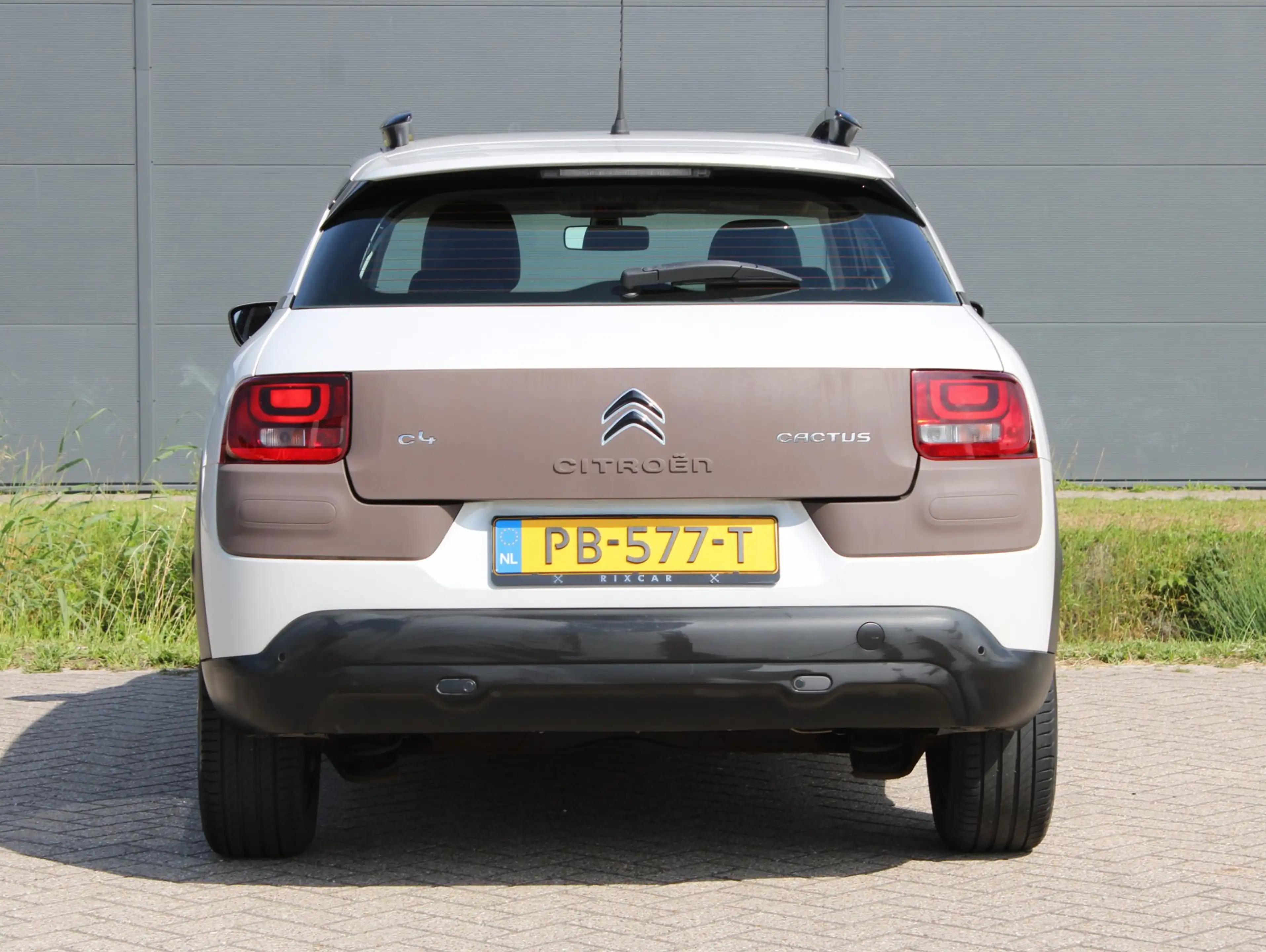 Citroen C4 Cactus 1.2 PureTech Business Navigatie CruiseControl PDC — photo 11